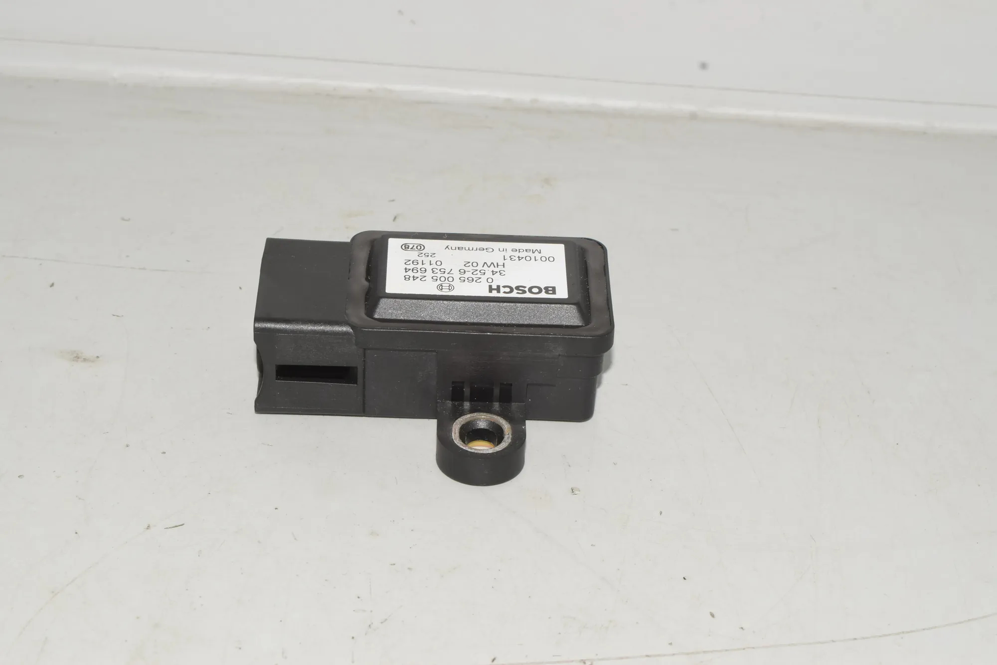Acceleration Sensor – OEM 6753694 · BMW 5 (E39) 530 d 2001 – 2