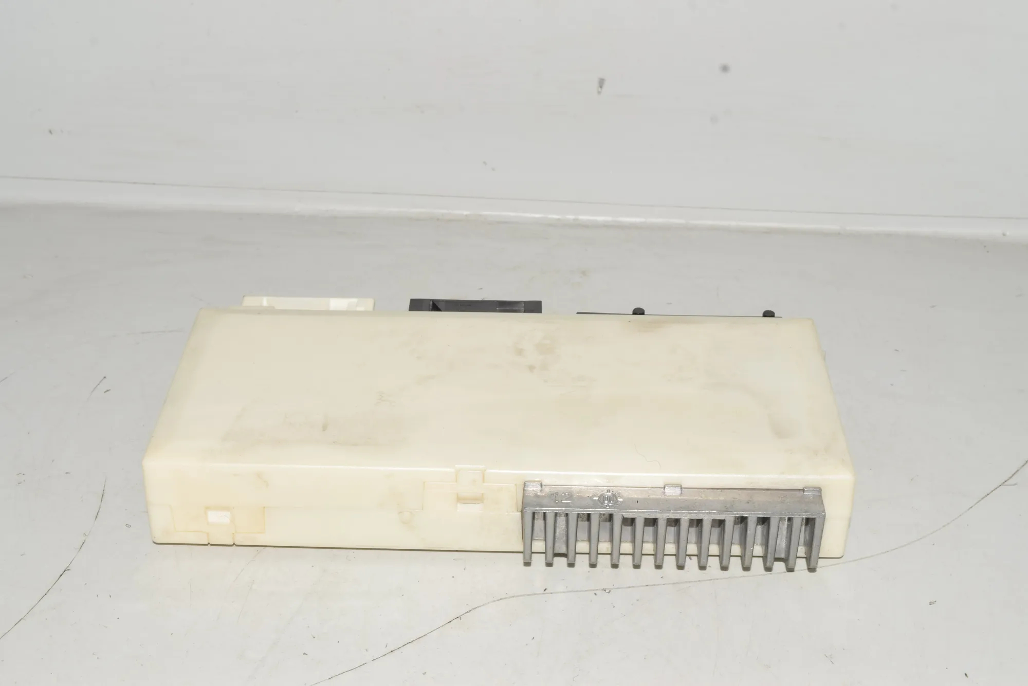 Comfort Control Unit – OEM 6913520 · BMW 5 (E39) 530 d 2001 – 5