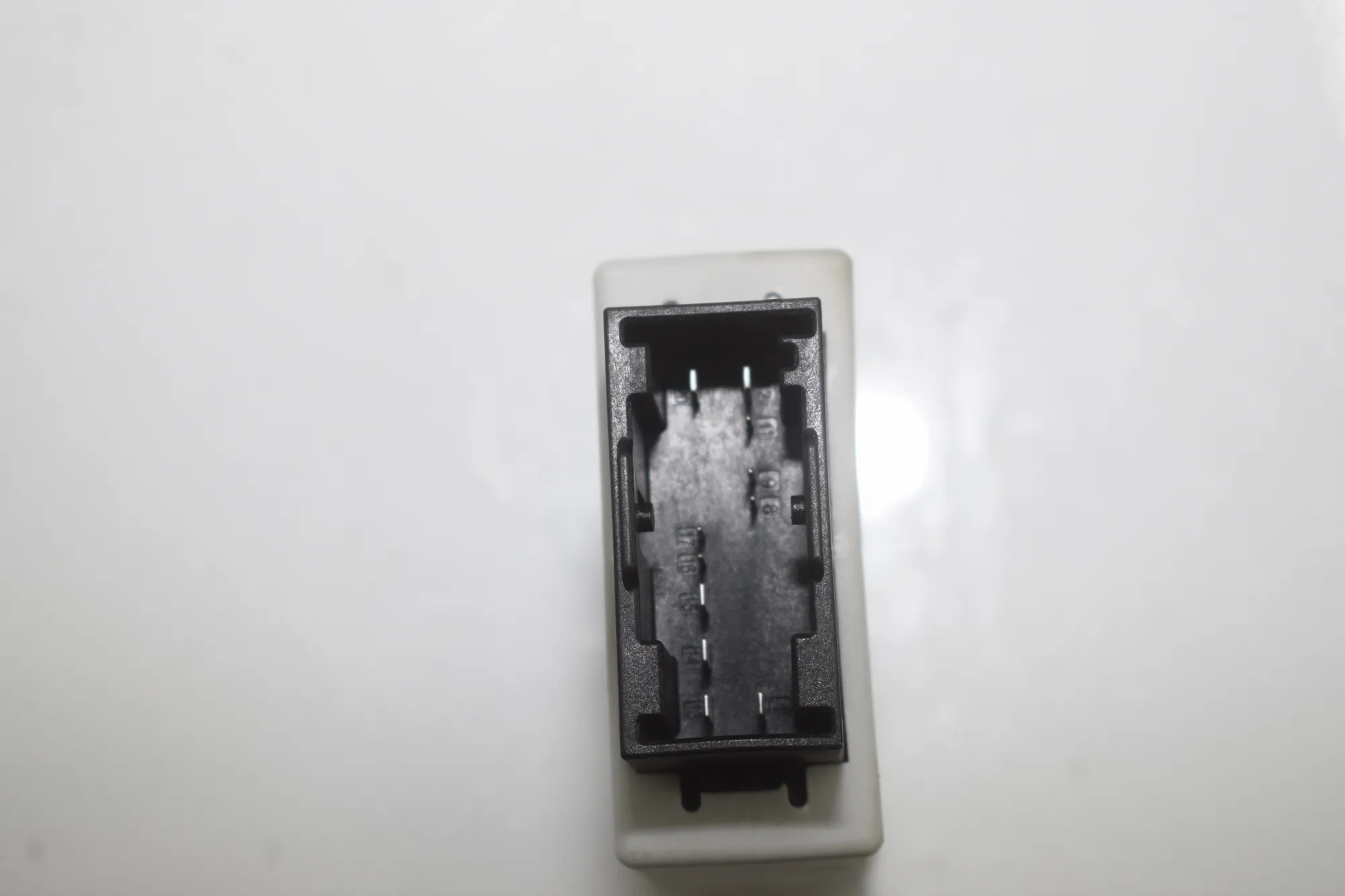 Steering Rack Control Module – OEM 6885215 · BMW 5 (G30) (2016 - -) 540 i 2017 – 3