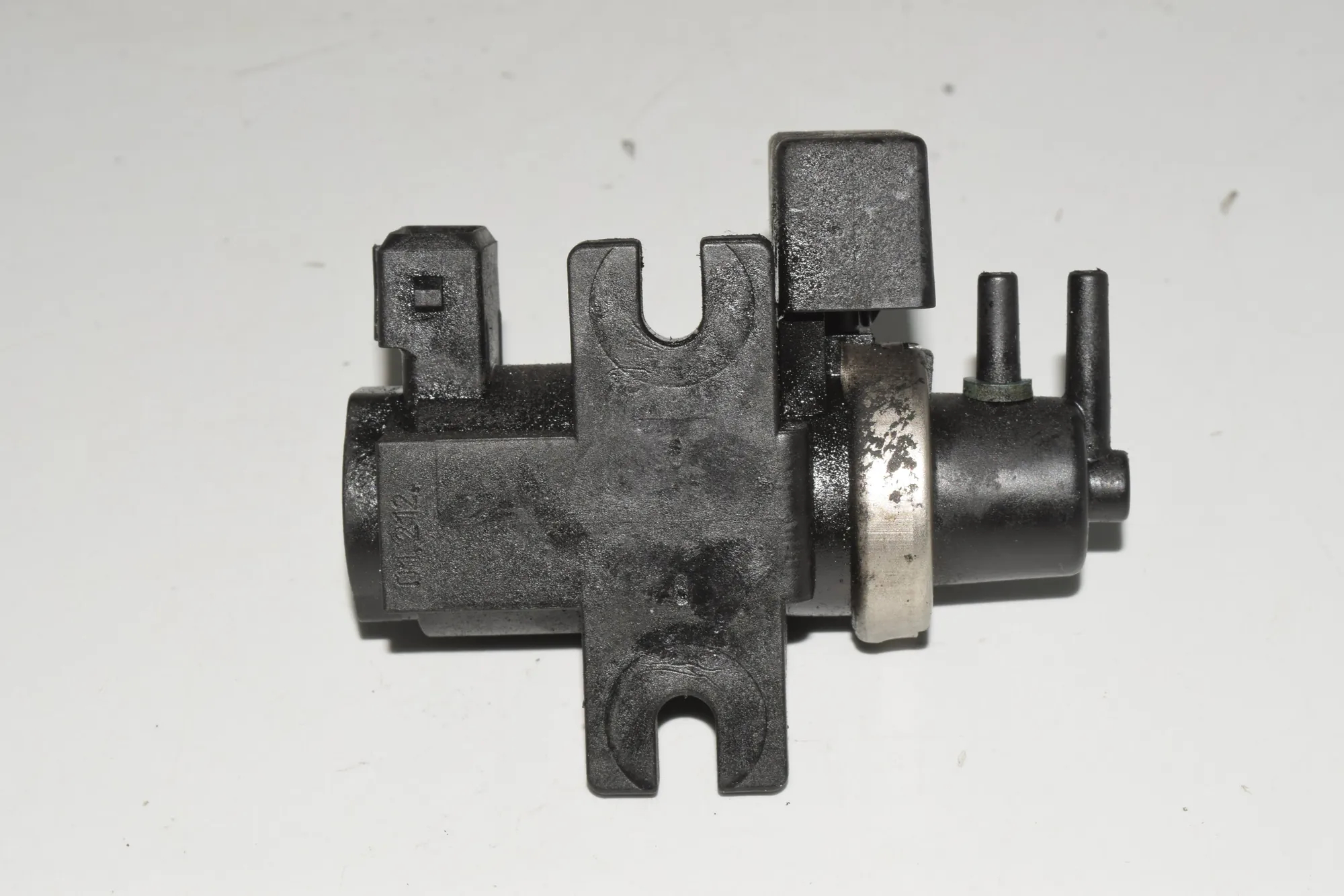 Solenoid Valve – OEM 2247906 · BMW 5 (E39) 530 d 2001 – 5