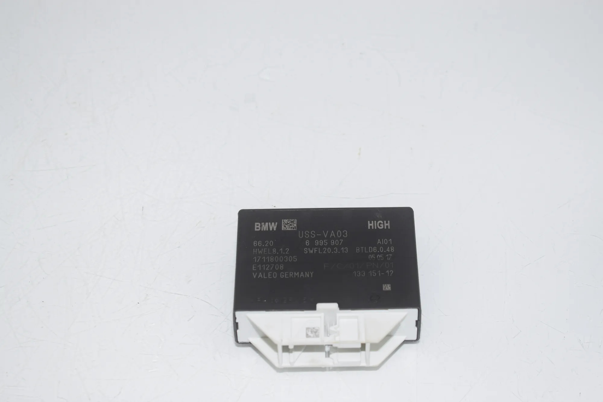 PDC Parking Sensor Control Unit – OEM 6995907 · BMW 5 (G30) (2016 - -) 540 i 2017