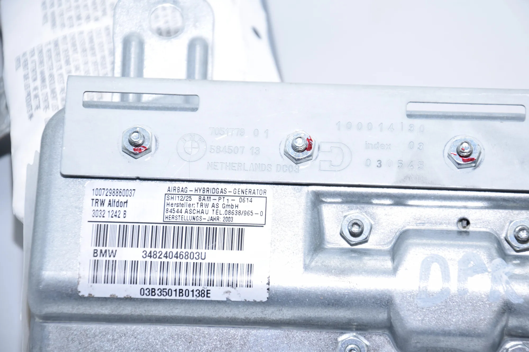 Front Right Door Safety Bag SRS – OEM 8240468 · BMW 7 (E65, E66, E67) BMW 7 (E65, E66, E67) 2003 – 7