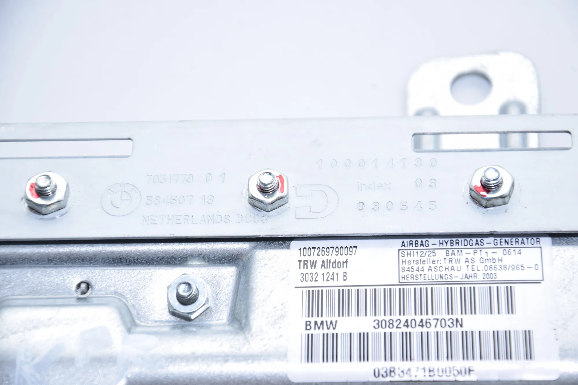 Front Left Door Safety Bag SRS – OEM 8240467 · BMW 7 (E65, E66, E67) BMW 7 (E65, E66, E67) 2003 – 7