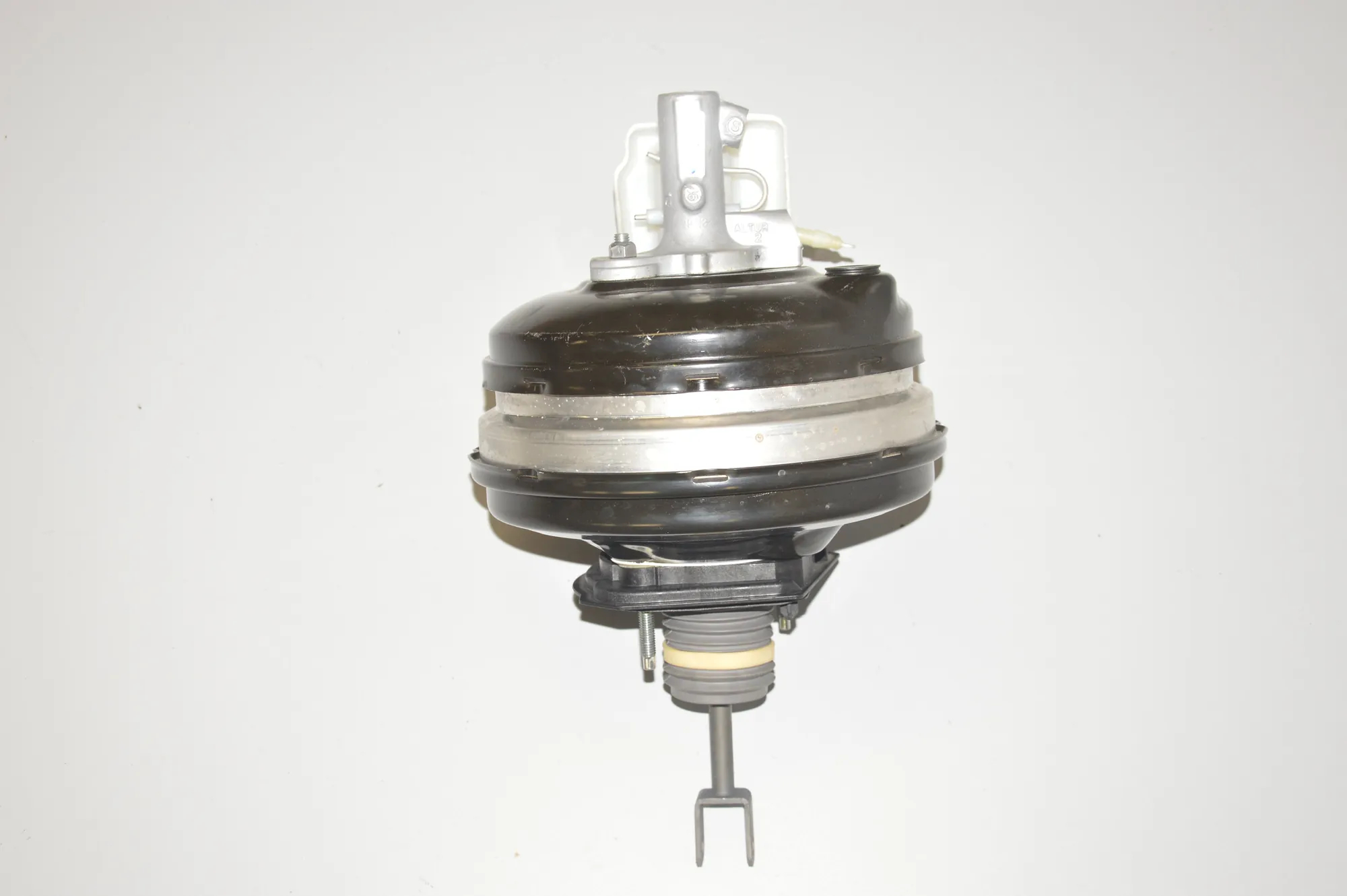 Brake Servo Booster – OEM 6796726 · BMW 5 (F10) BMW 5 (F10) 2011