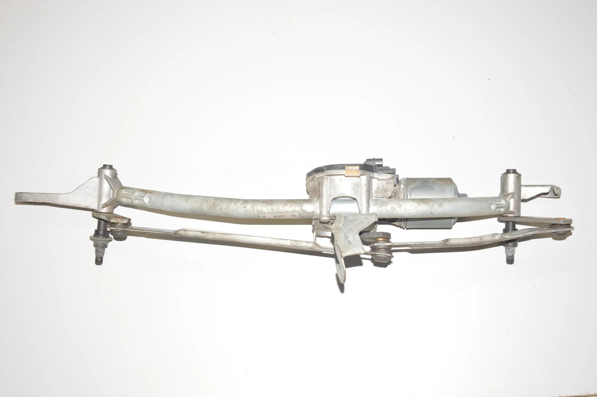 Front Windshield Wiper Mechanism – OEM 7272452 · BMW 5 Touring (F11) BMW 5 Touring (F11) 2010 – 3