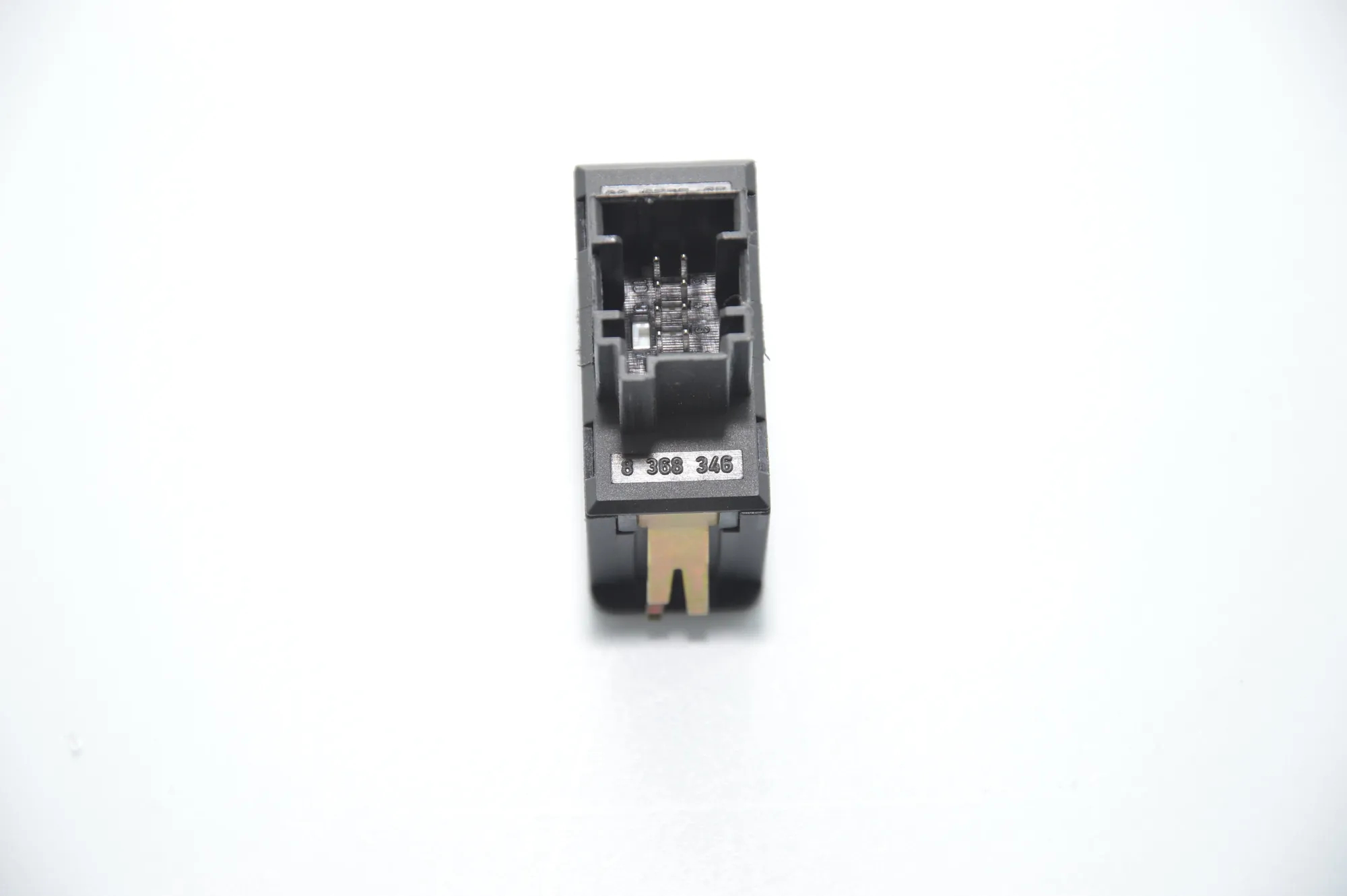 USB/AUX-In Socket Port – OEM 8368346 · BMW X5 (E53) 3.0 i 2003 – 4