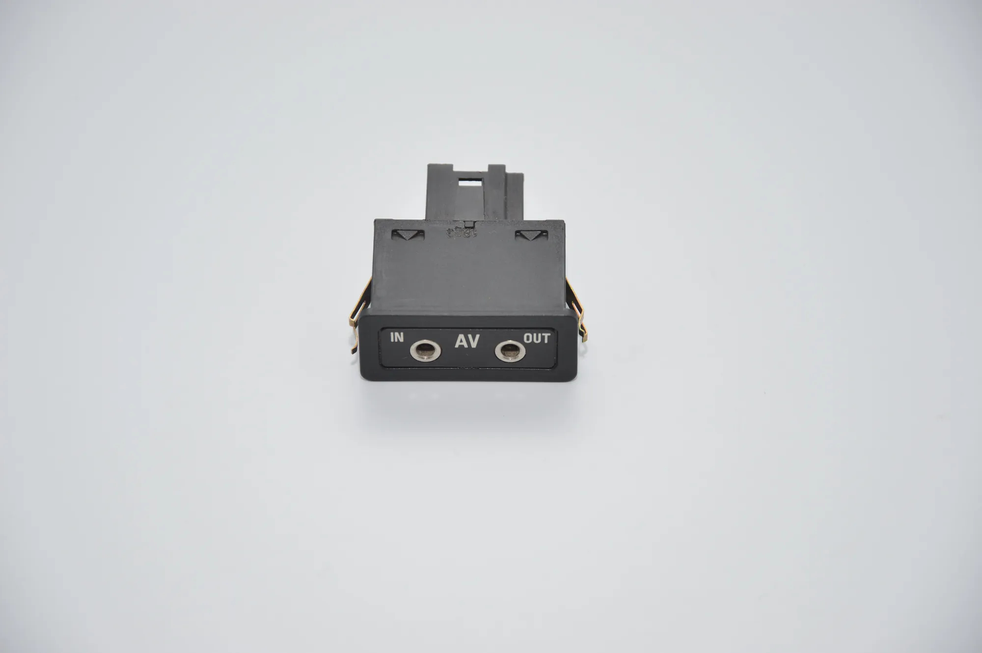 USB/AUX-In Socket Port – OEM 8368346 · BMW X5 (E53) 3.0 i 2003
