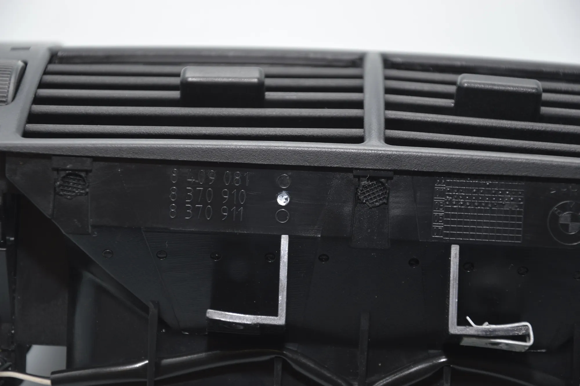 Dashboard Air Vents – OEM 8370910 · BMW X5 (E53) 3.0 i 2003 – 5