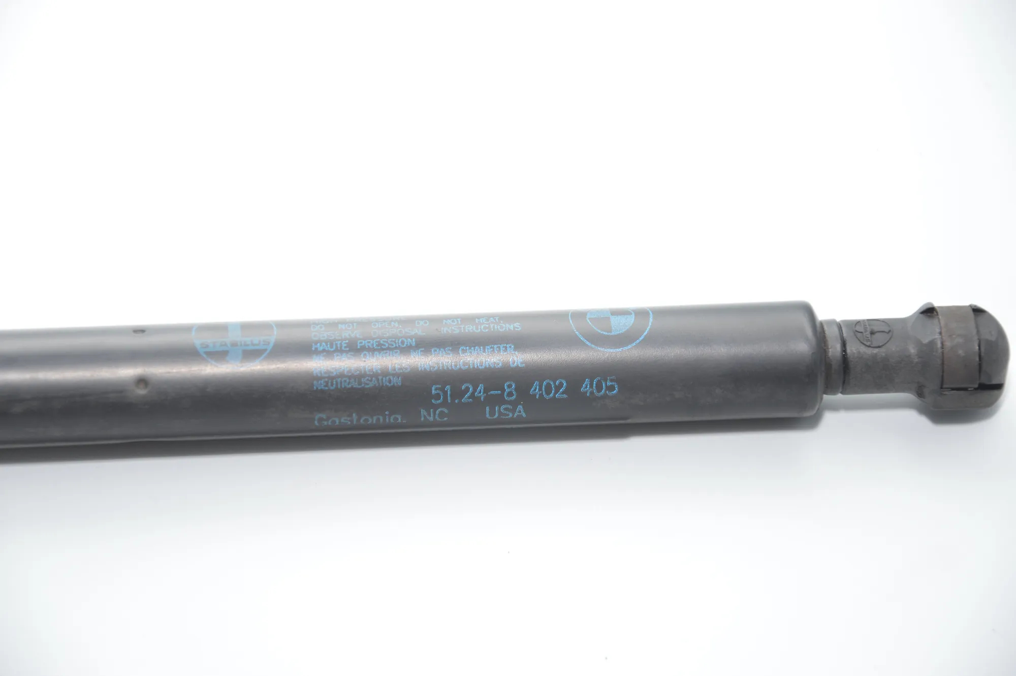 Right Side Tailgate Gas Strut – OEM 8402405 · BMW X5 (E53) 3.0 i 2003 – 4