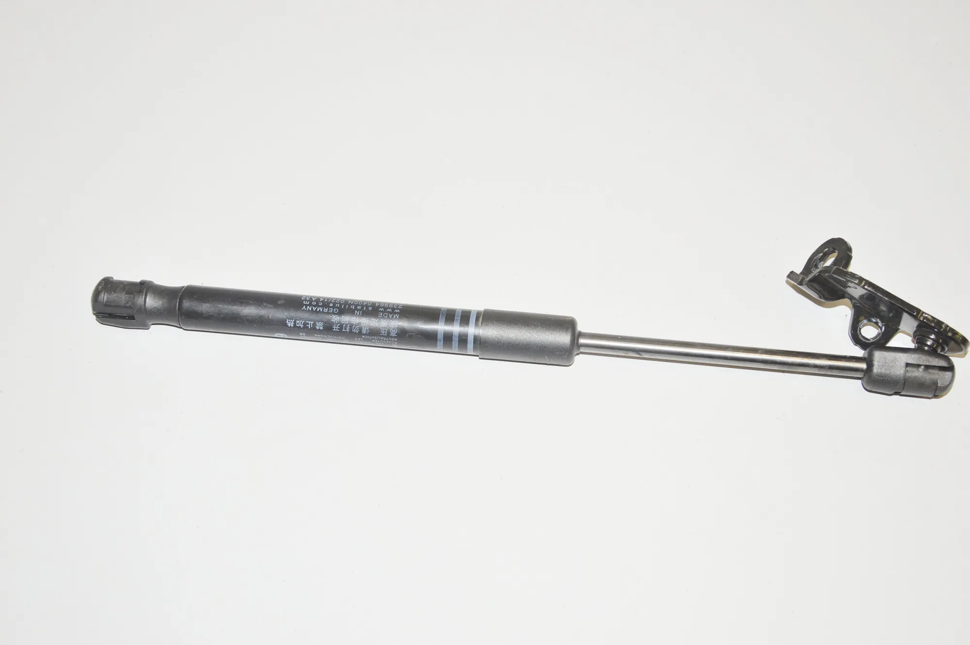 Front Right Bonnet Strut – OEM 7309117 · BMW 5 Touring (F11) BMW 5 Touring (F11) 518 d 2014