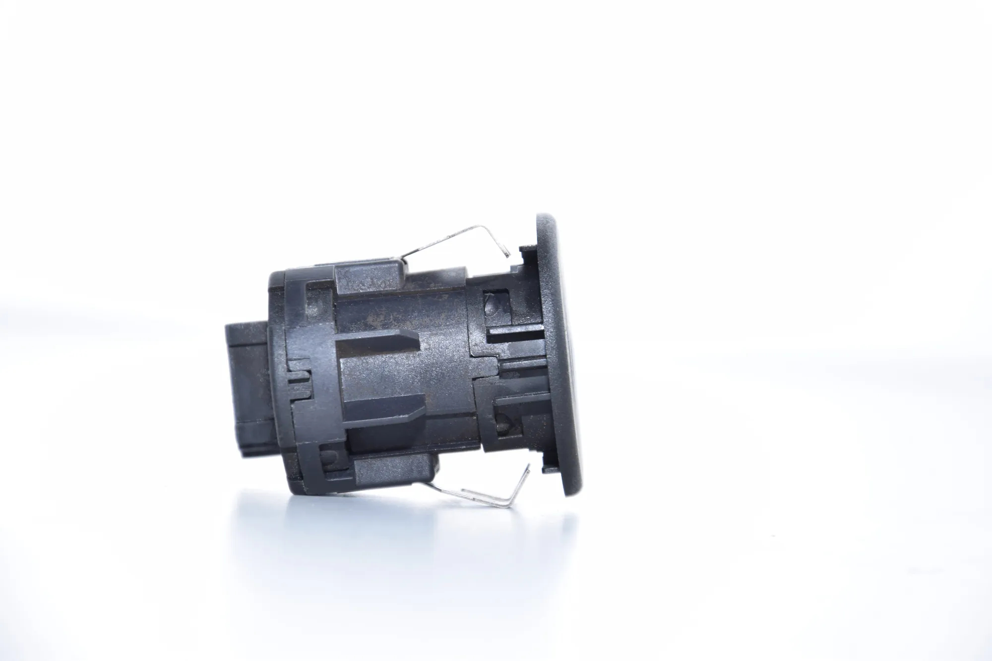 Other Control Units – OEM 9326501 · BMW 7 (G11, G12) BMW 7 (G11, G12) 730 d, Ld xDrive 2016 – 3