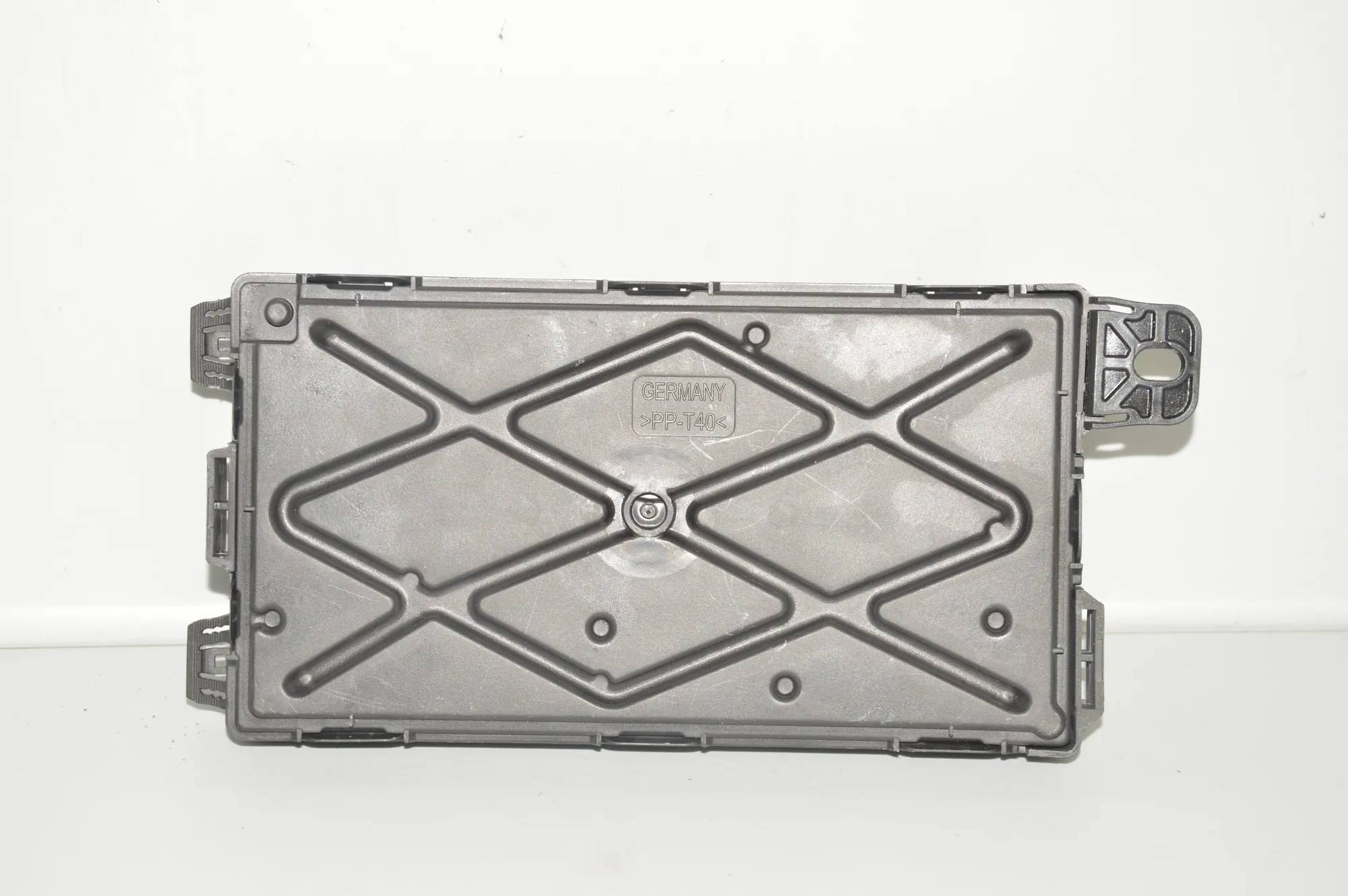 Other Control Units – OEM 6819334 · BMW 3 (F30, F80) BMW 3 (F30, F80) 2012