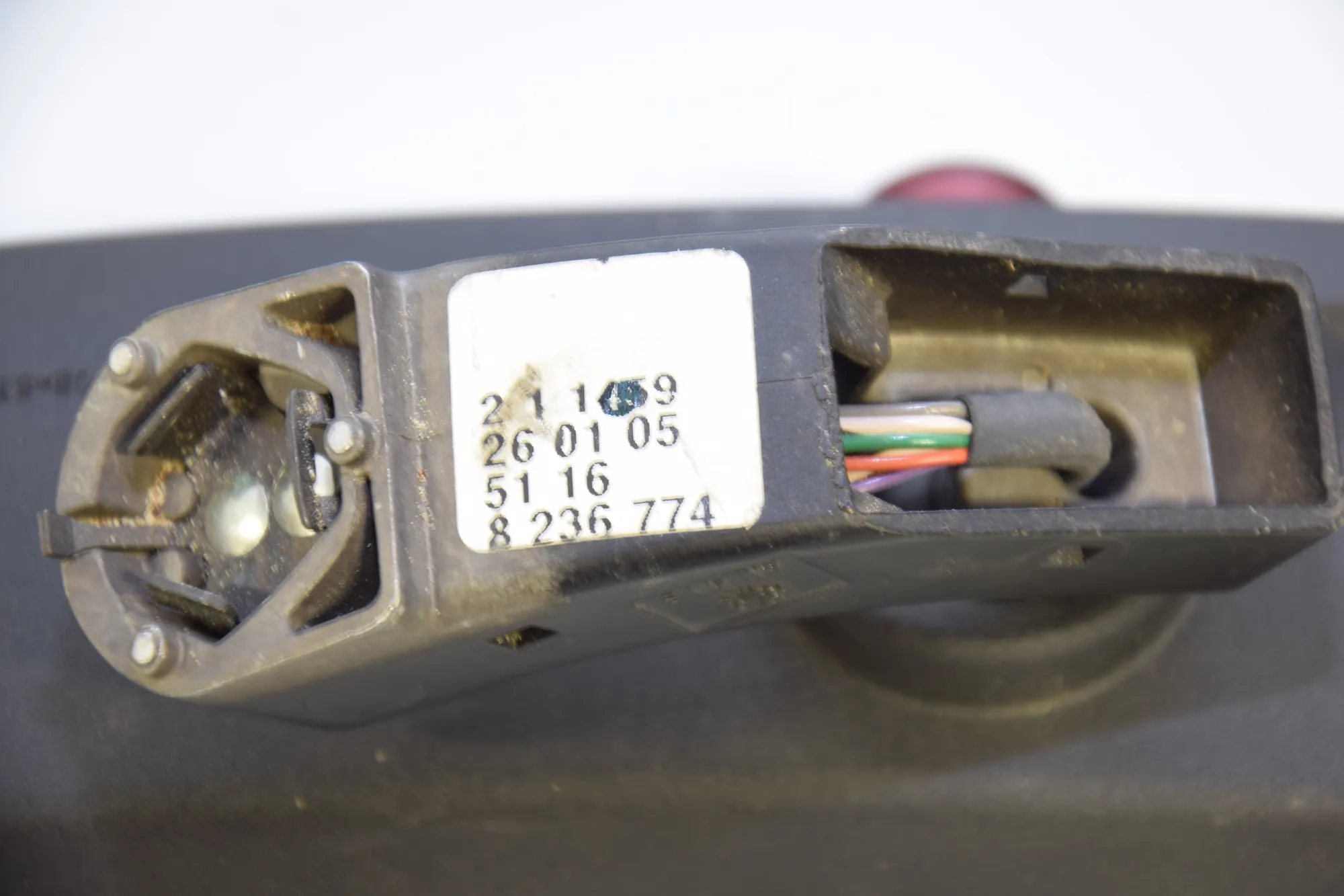 Interior Rear View Mirror – OEM 8236774 · BMW 5 (E39) BMW 5 (E39) 2001 – 4