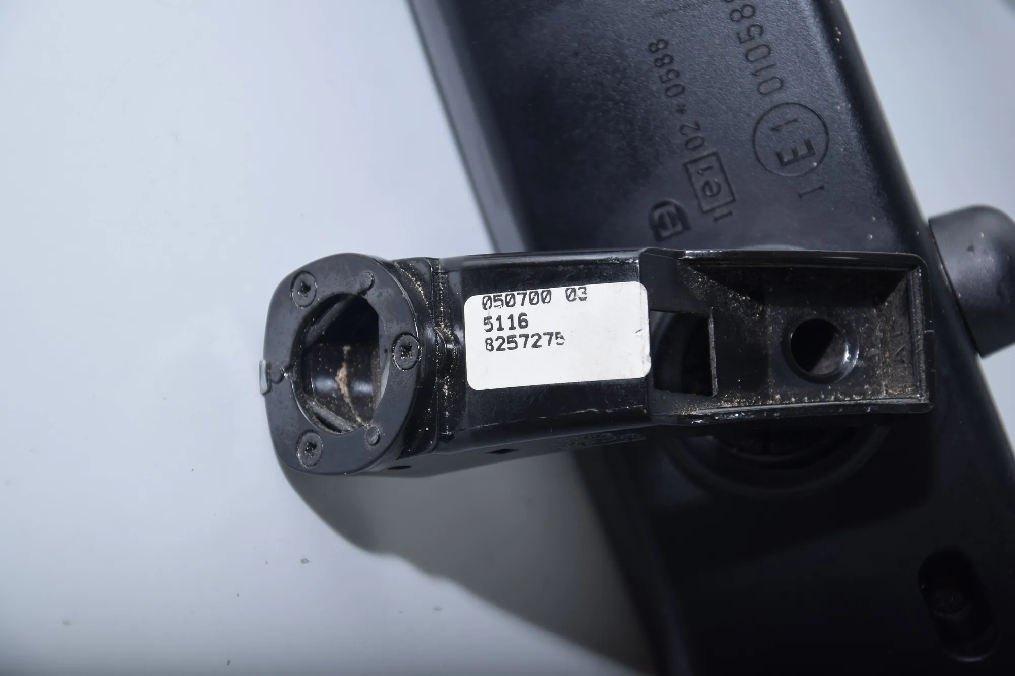 Interior Rear View Mirror – OEM 8257275 · BMW 5 (E39) BMW 5 (E39) 2003 – 5