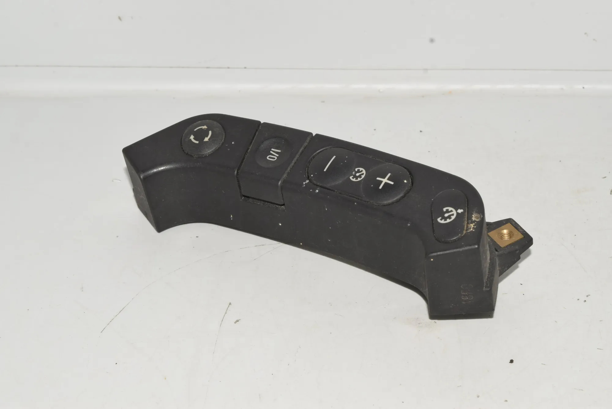 Other Control Units – OEM 8380274 · BMW 5 (E39) BMW 5 (E39) 2000 – 4