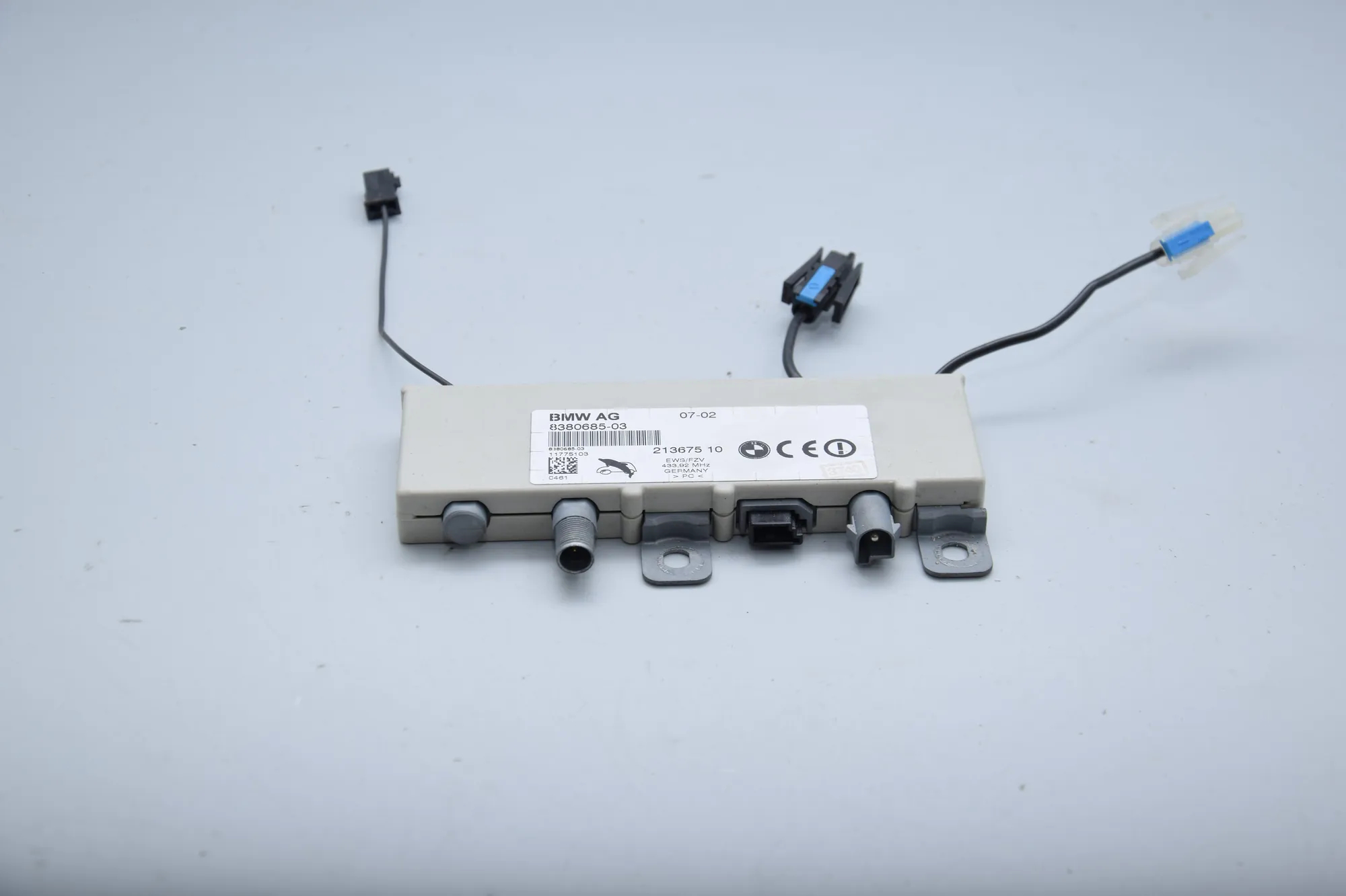 Antenna – OEM 8380685 · BMW 5 (E39) BMW 5 (E39) 2001 – 4