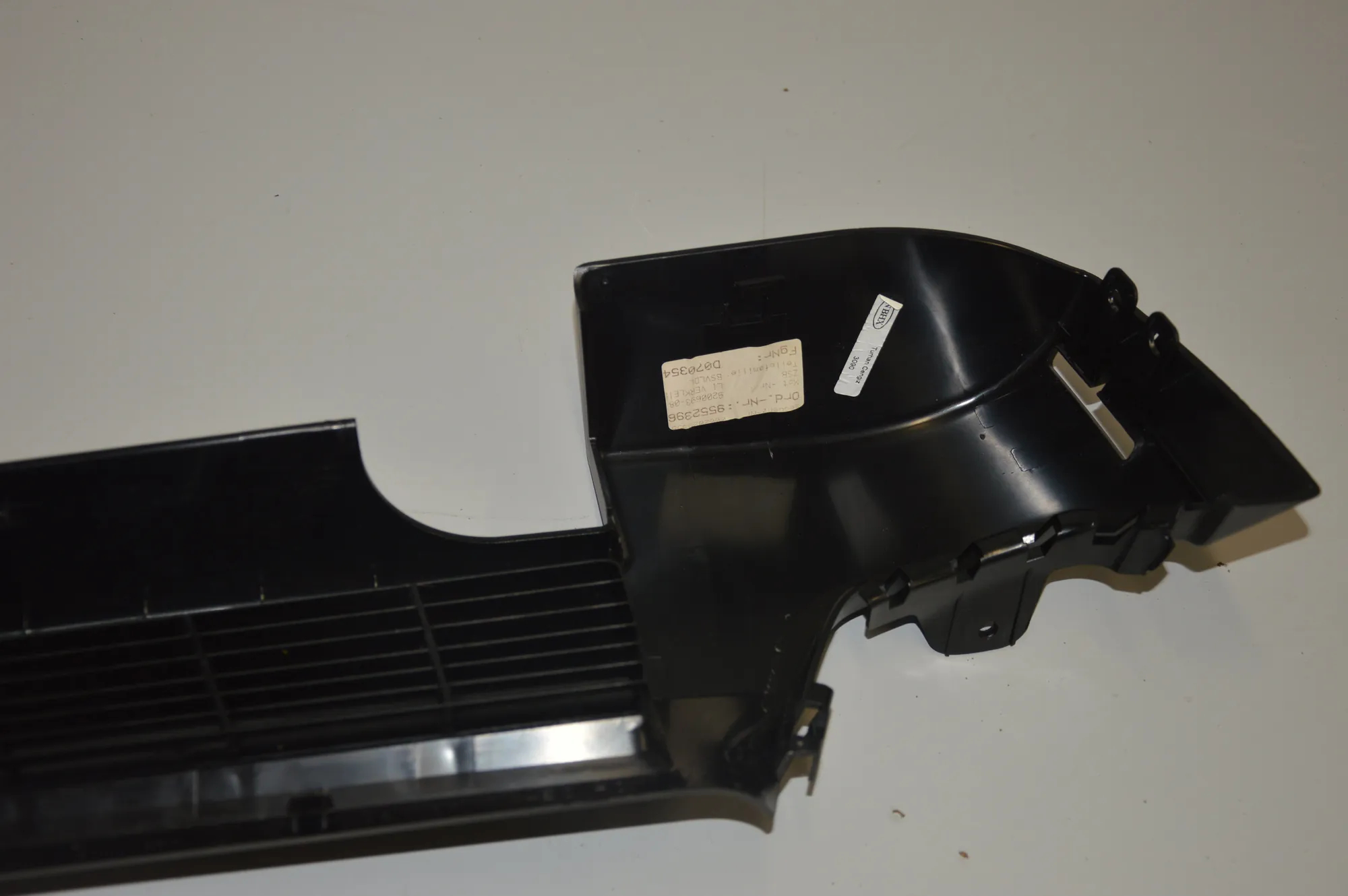Other Trim Parts – OEM 9168483 · BMW 5 Touring (F11) BMW 5 Touring (F11) 2013 – 5