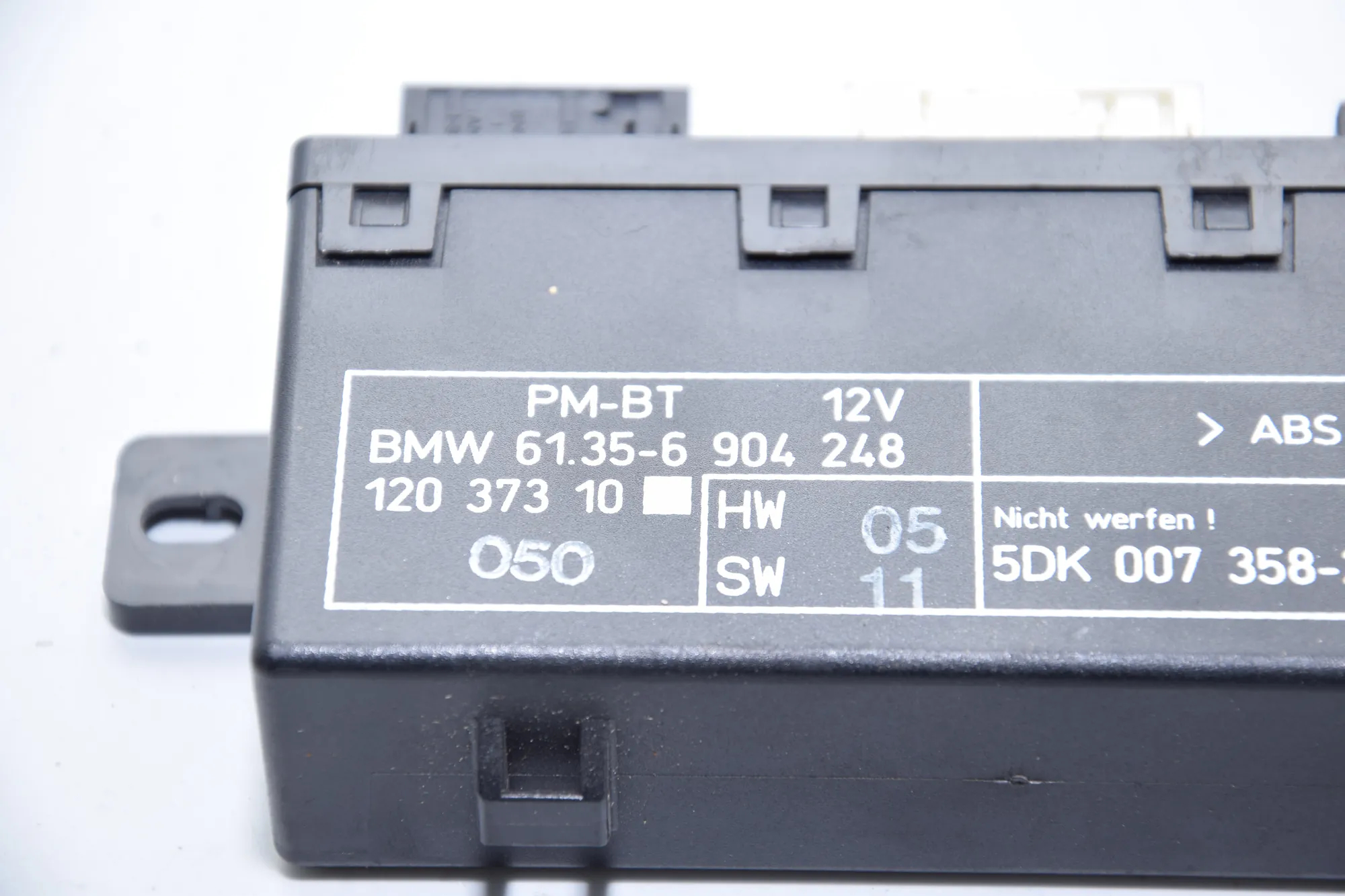 Front Left Door Control Unit – OEM 6904248 · BMW 5 (E39) BMW 5 (E39) 2001 – 4