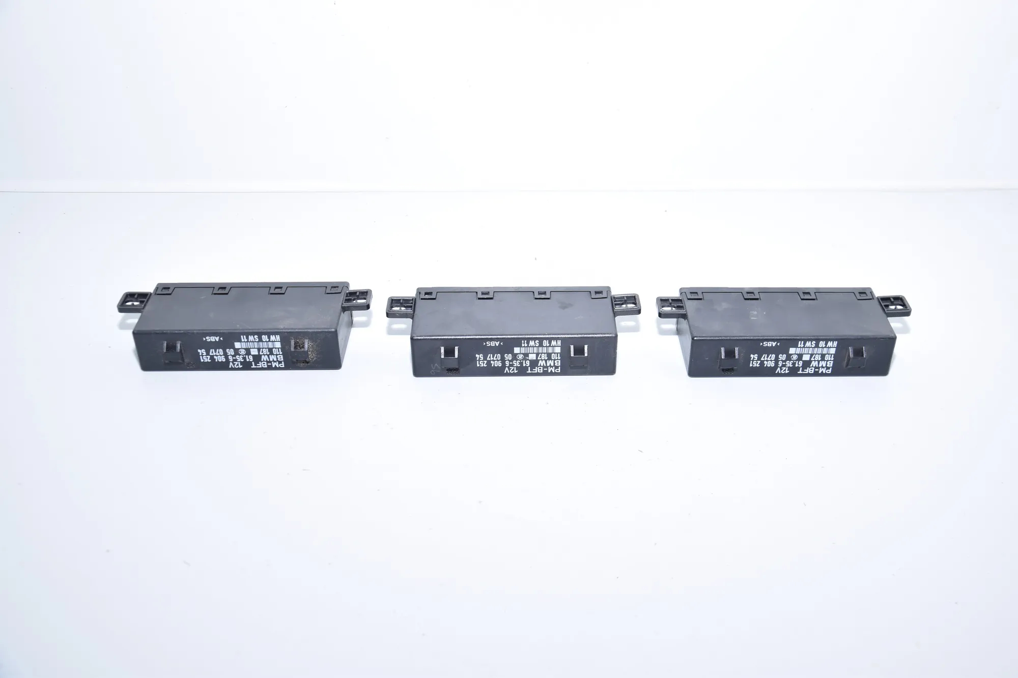 Front Left Door Control Unit – OEM 6904251 · BMW 5 (E39) BMW 5 (E39) 2001 – 2