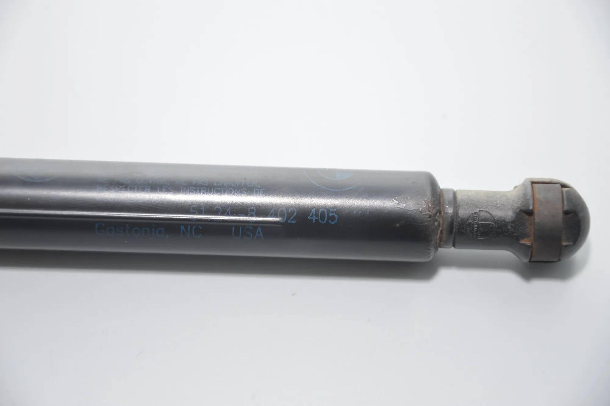 Left Side Tailgate Gas Strut – OEM 8402405 · BMW X5 (E53) 3.0 d 2001 – 3