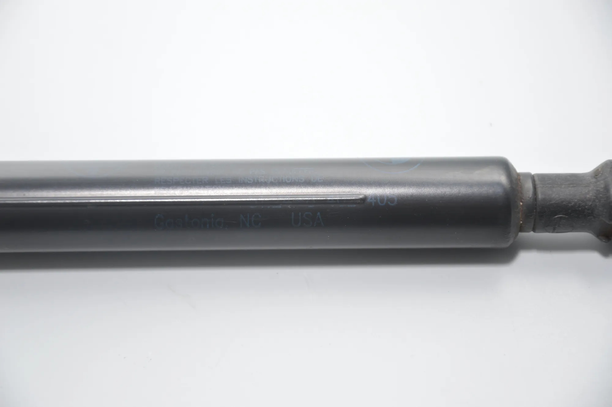 Right Side Tailgate Gas Strut – OEM 8042405 · BMW X5 (E53) 3.0 d 2001 – 4