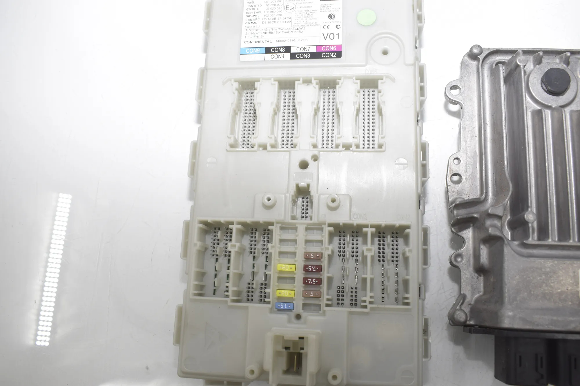 Engine Ignition ECU Set – OEM 8794951 · BMW 5 (G30) (2016 - -) 540 i 2017 – 3