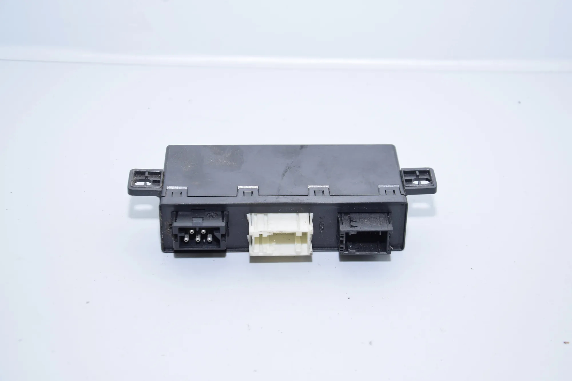 Front Left Door Control Unit – OEM 6904253 · BMW 5 (E39) BMW 5 (E39) 1997 – 2
