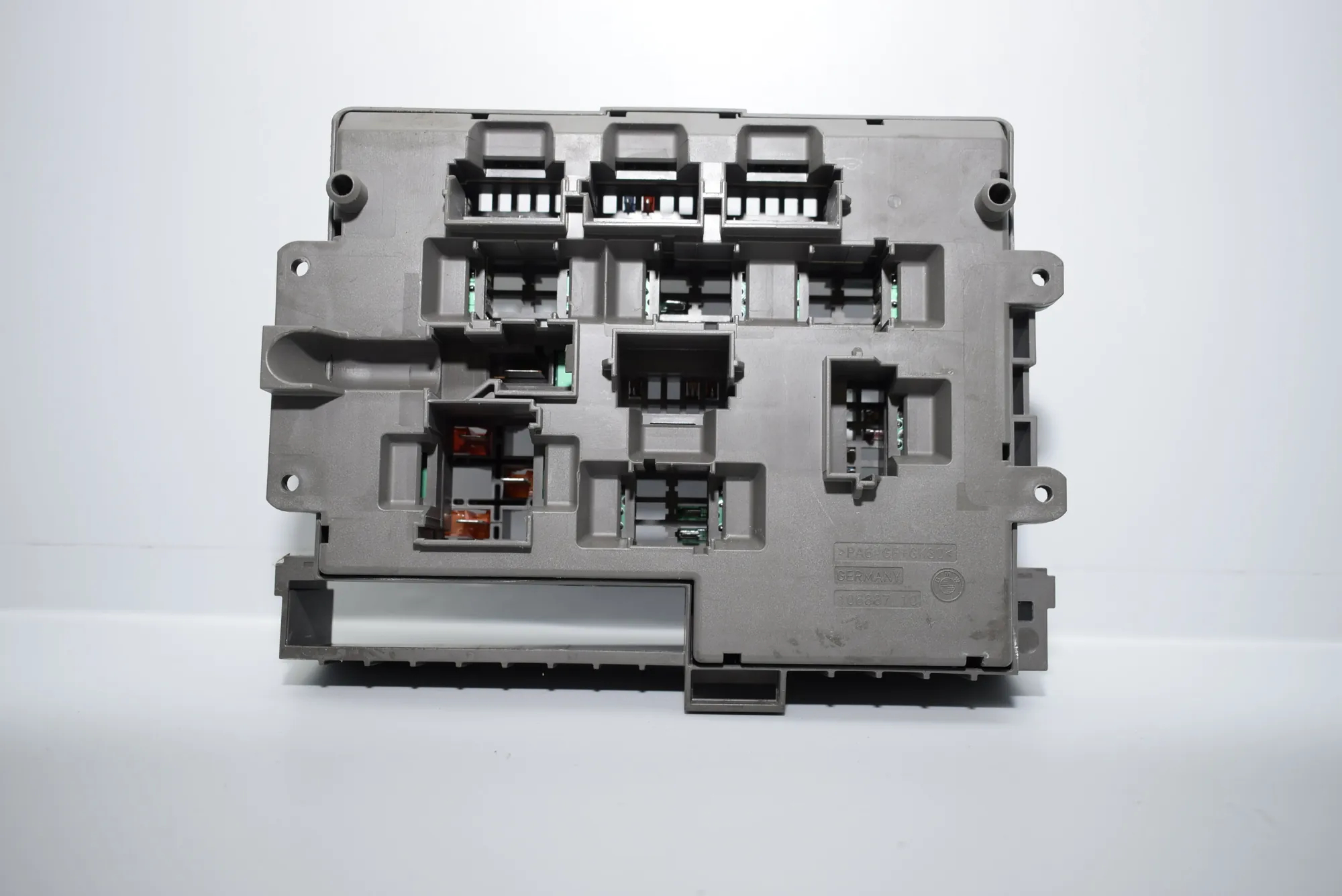 Fuse Box – OEM 9119446 · BMW 1 (E87) 118 d 2010 – 6