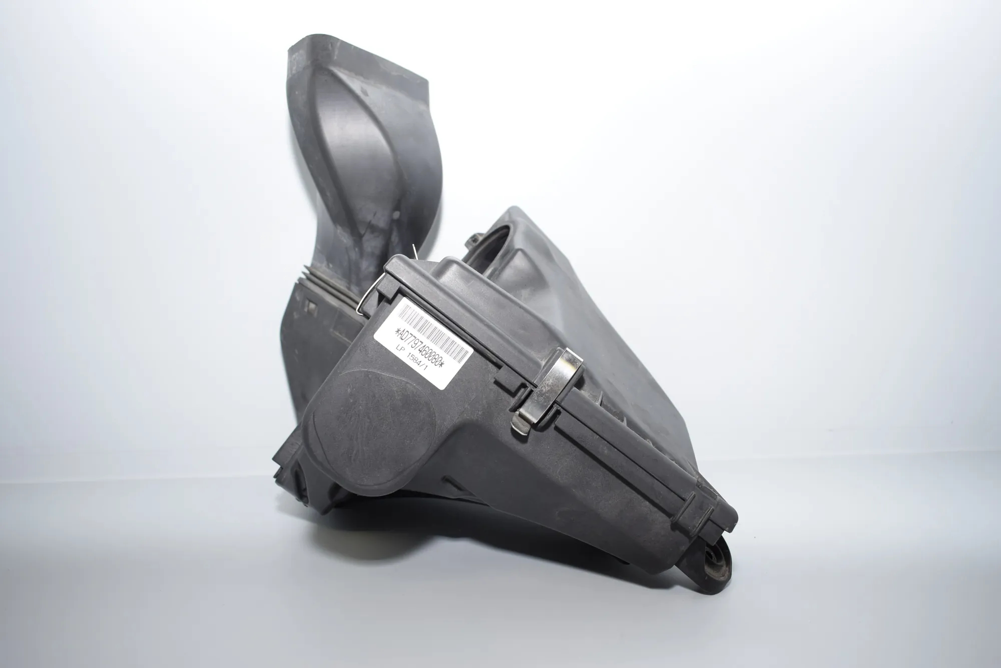 Air Filter Box – OEM 7797460 · BMW 1 (E87) 118 d 2010 – 6