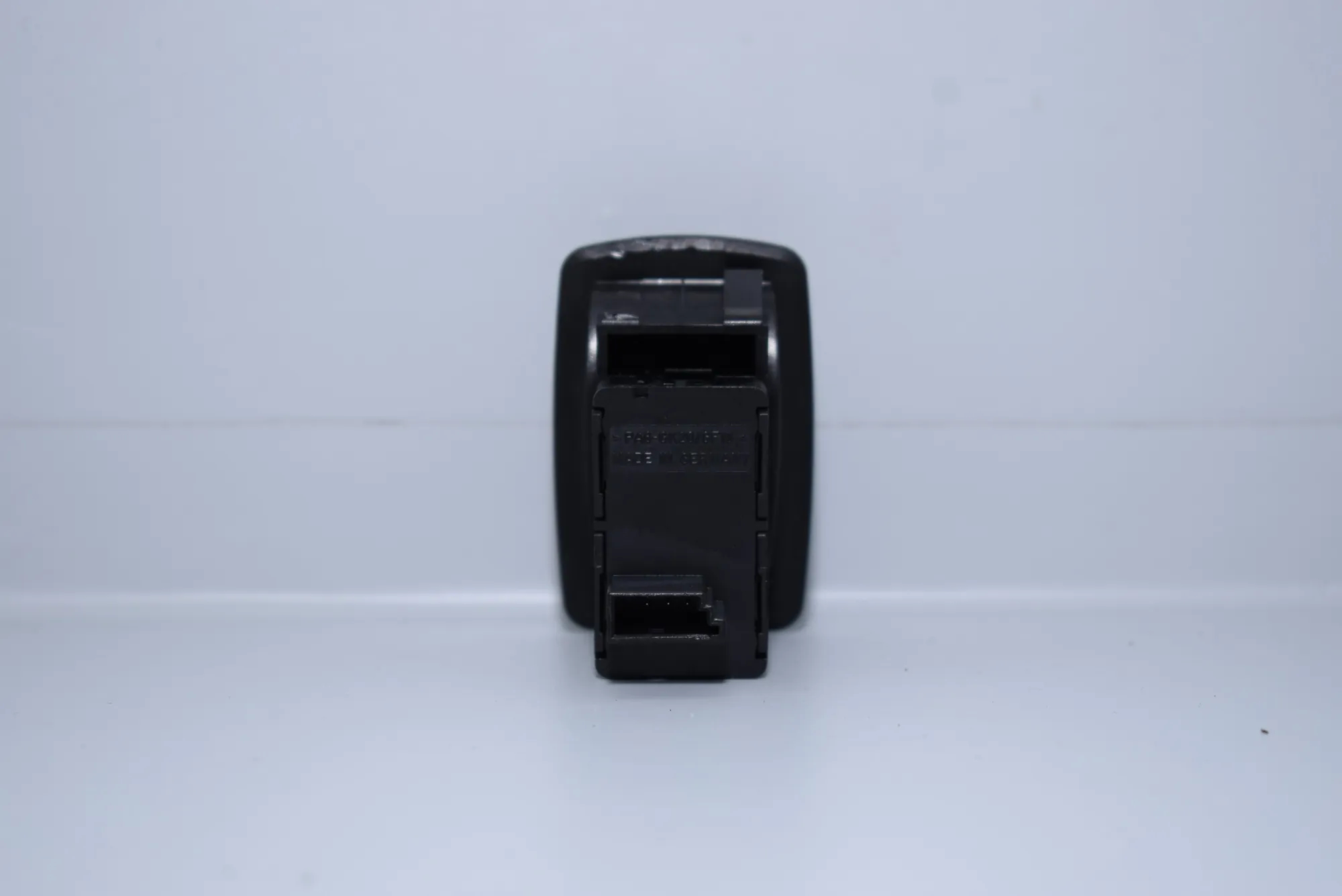Rear Right Door Window Switch – OEM 6945874 · BMW 1 (E87) 118 d 2010 – 2