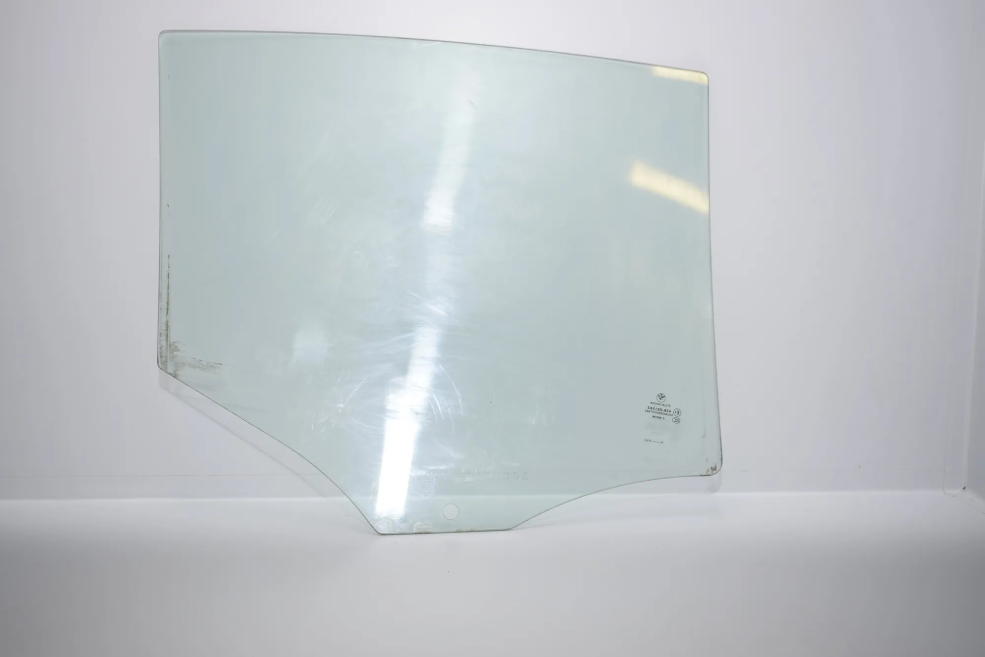 Rear Left Door Window – OEM NA · BMW 1 (E87) 118 d 2010 – 2