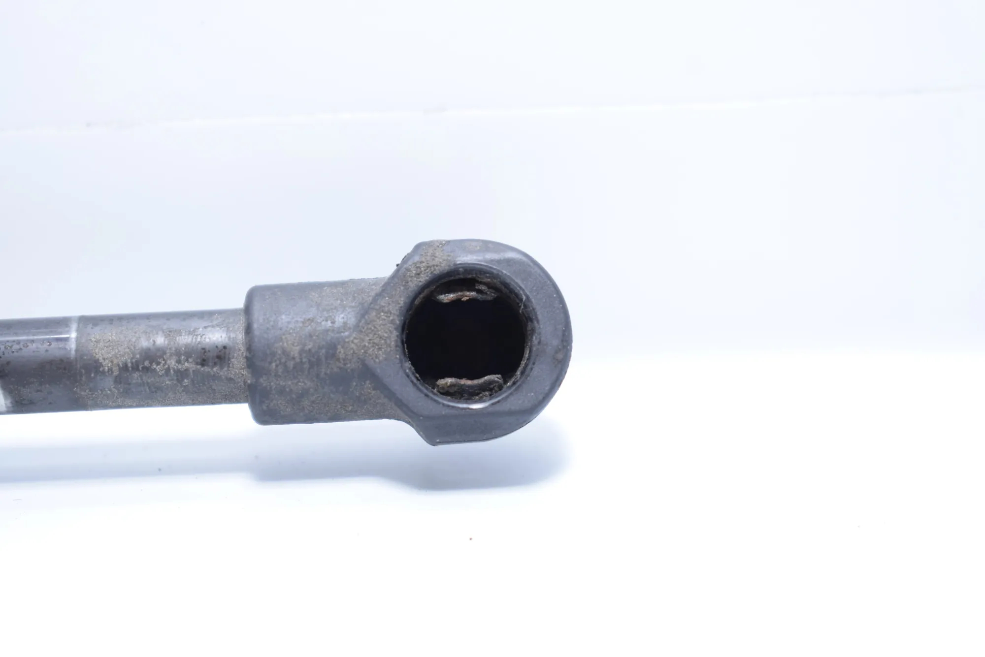 Left Side Tailgate Gas Strut – OEM 7060622 · BMW 1 (E87) 118 d 2010 – 7