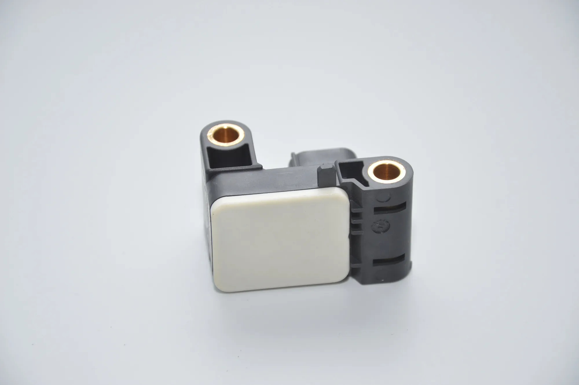 Front Right Impact Sensor – OEM 6956485 · BMW 3 Coupe (E92) 320 d 2007 – 4