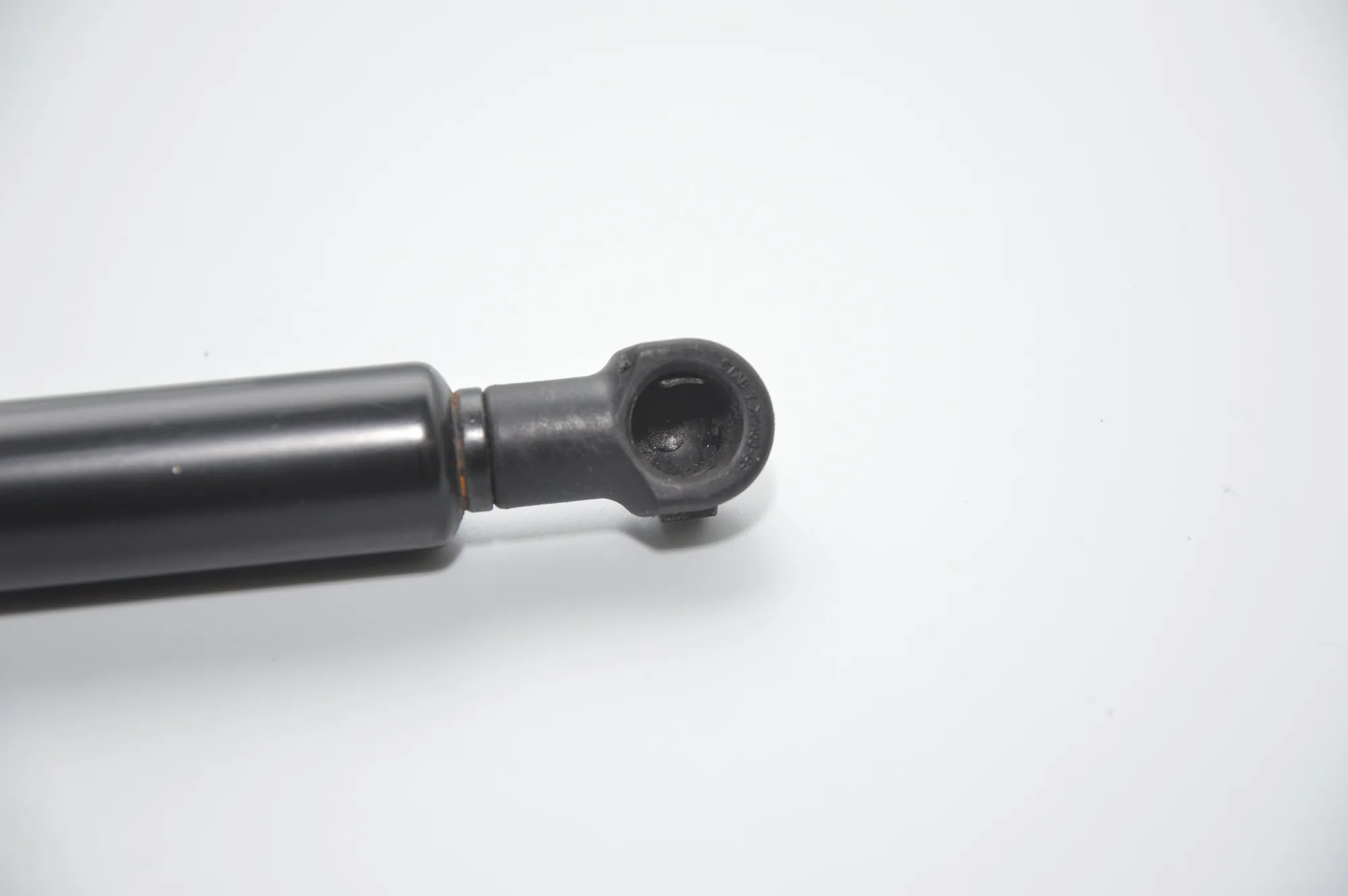 Front Left Bonnet Strut – OEM 7129190 · BMW 3 Coupe (E92) 320 d 2007 – 2