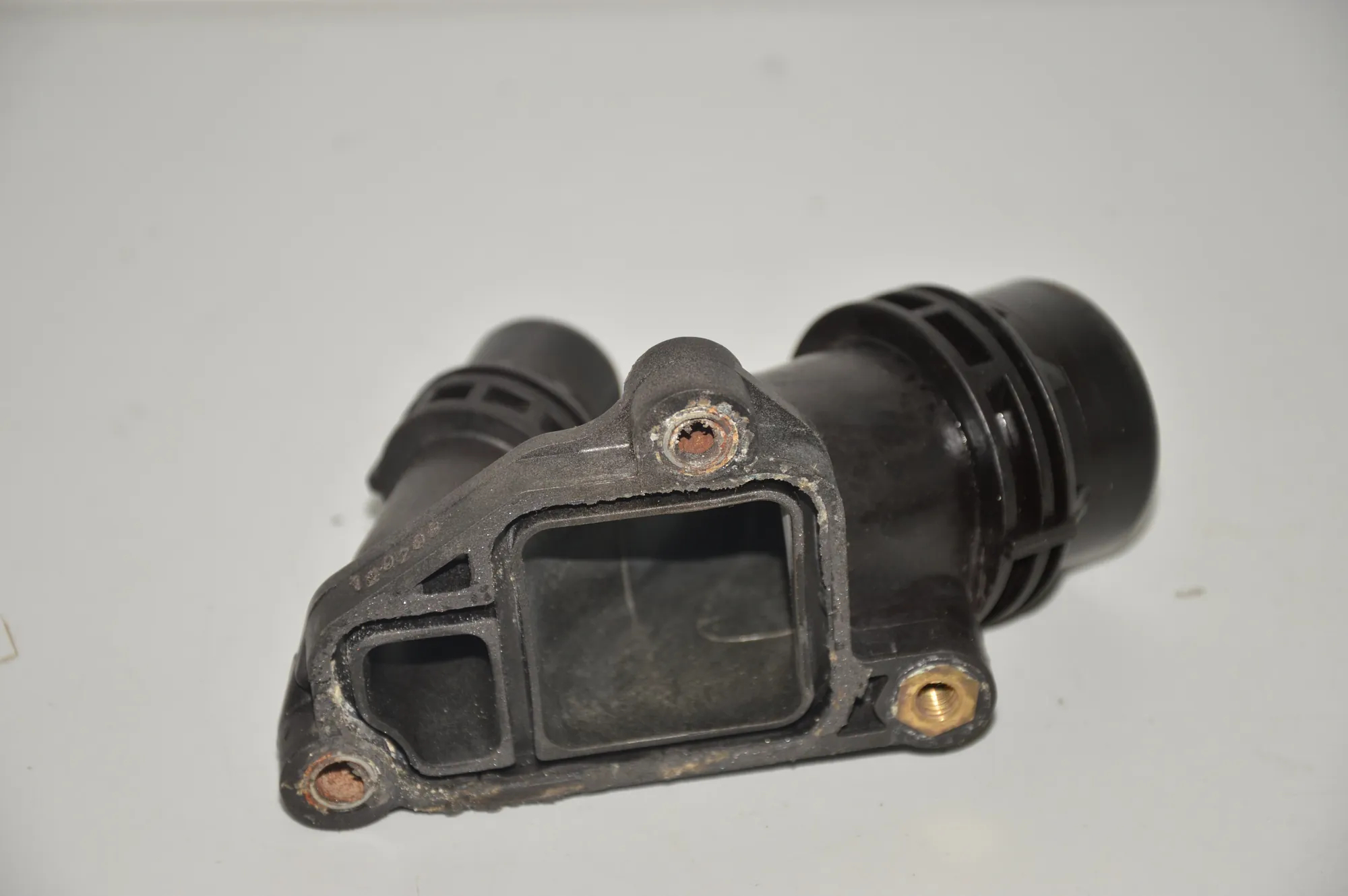 Other Engine Compartment Parts – OEM 7800048 · BMW 3 Coupe (E92) 320 d 2007 – 3