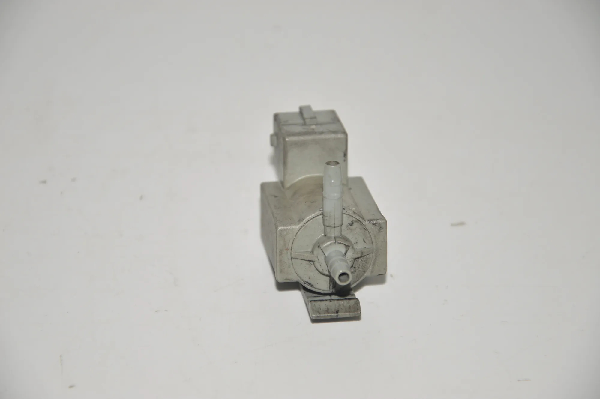 Solenoid Valve – OEM 7537612 · BMW 3 Coupe (E92) 320 d 2007 – 2