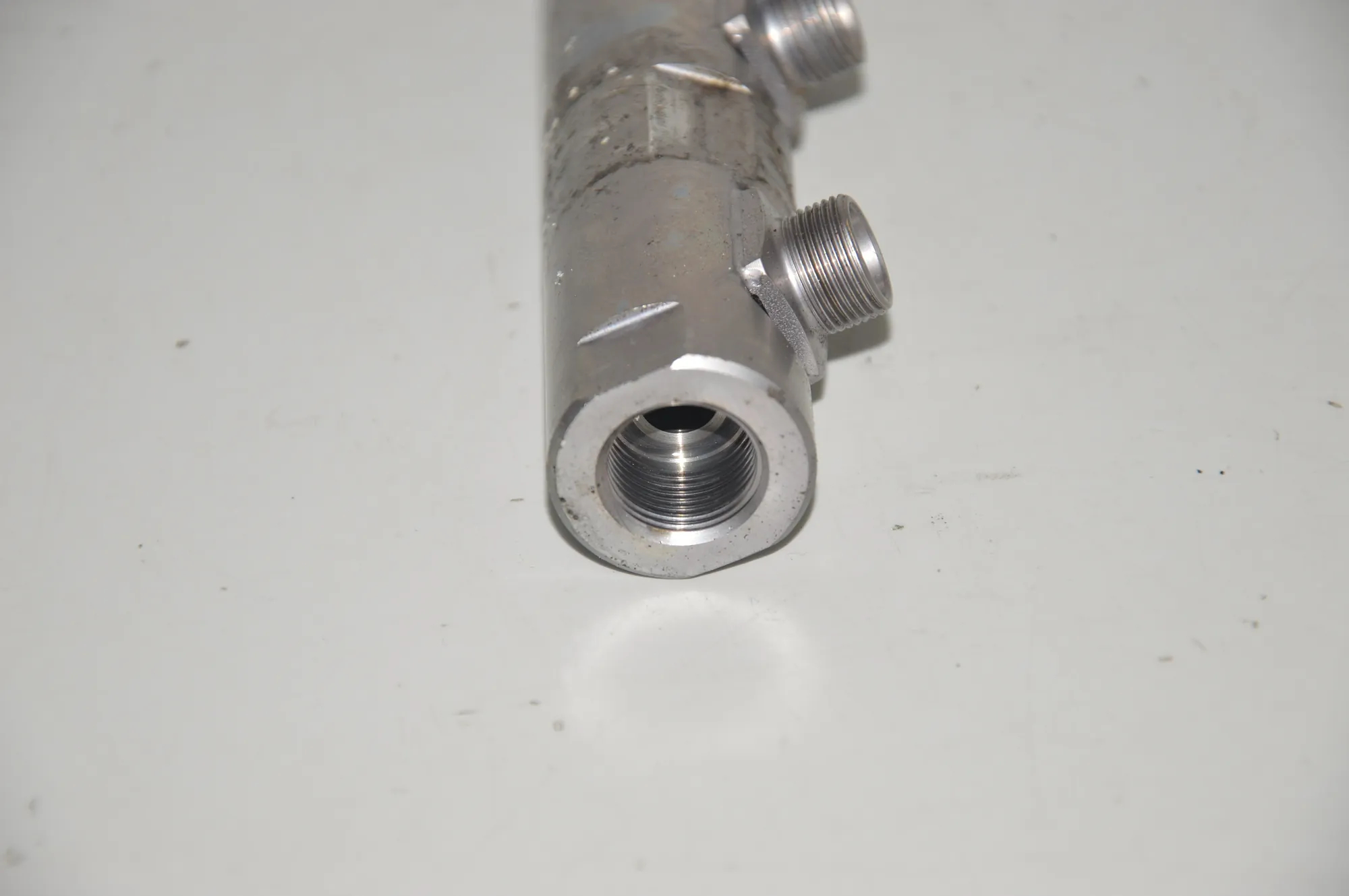 Fuel Rail – OEM 7809128 · BMW 3 Coupe (E92) 320 d 2007