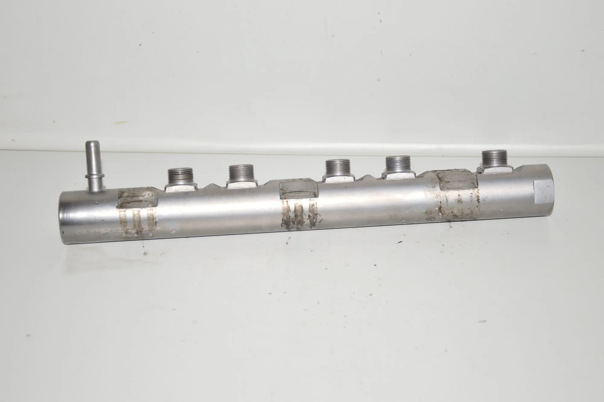 Fuel Rail – OEM 7809128 · BMW 3 Coupe (E92) 320 d 2007 – 5