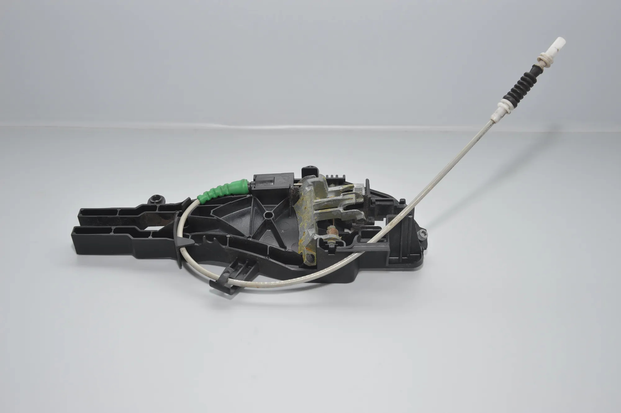 Front Left Door Interior Handle Frame – OEM NA · BMW 3 Coupe (E92) 320 d 2007 – 4