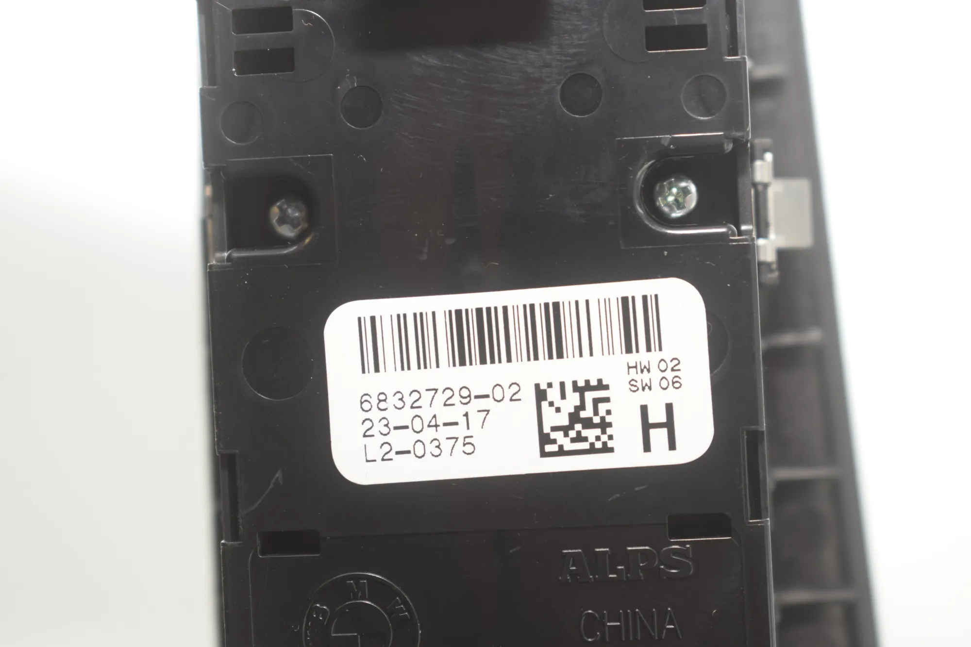 Front Left Door Window Switch – OEM 6832729 · BMW 5 (G30) (2016 - -) 540 i 2017 – 5