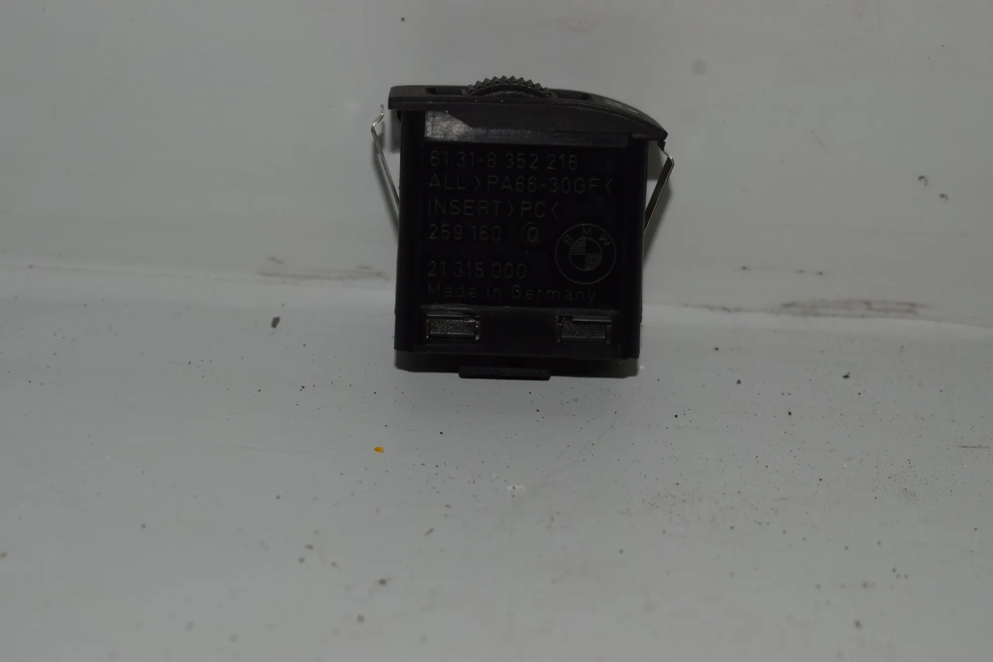 Other Control Units – OEM 8352216 · BMW 7 (E38) 728 i, iL 1999 – 6