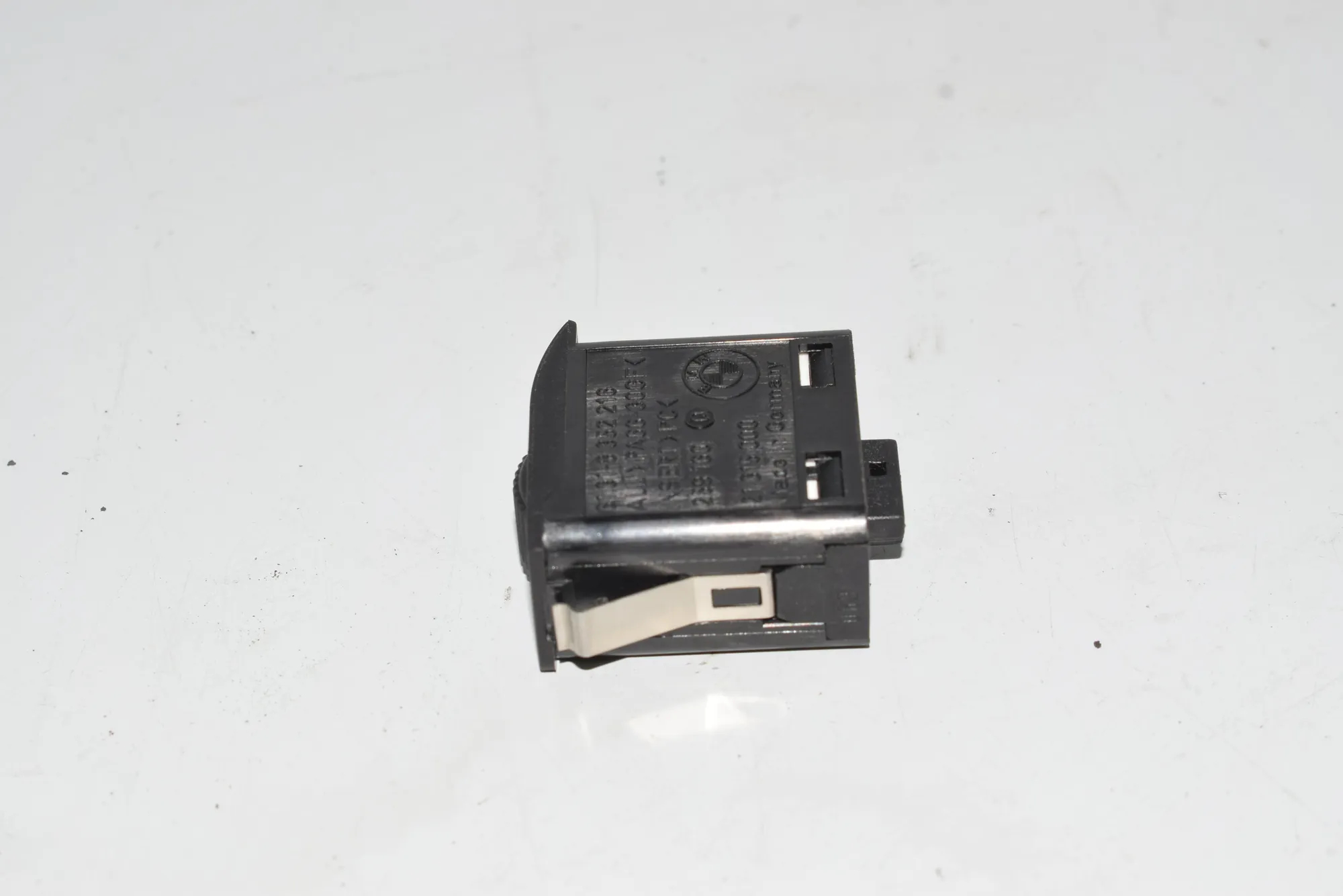 Other Control Units – OEM 8352216 · BMW 7 (E38) 728 i, iL 1999 – 2