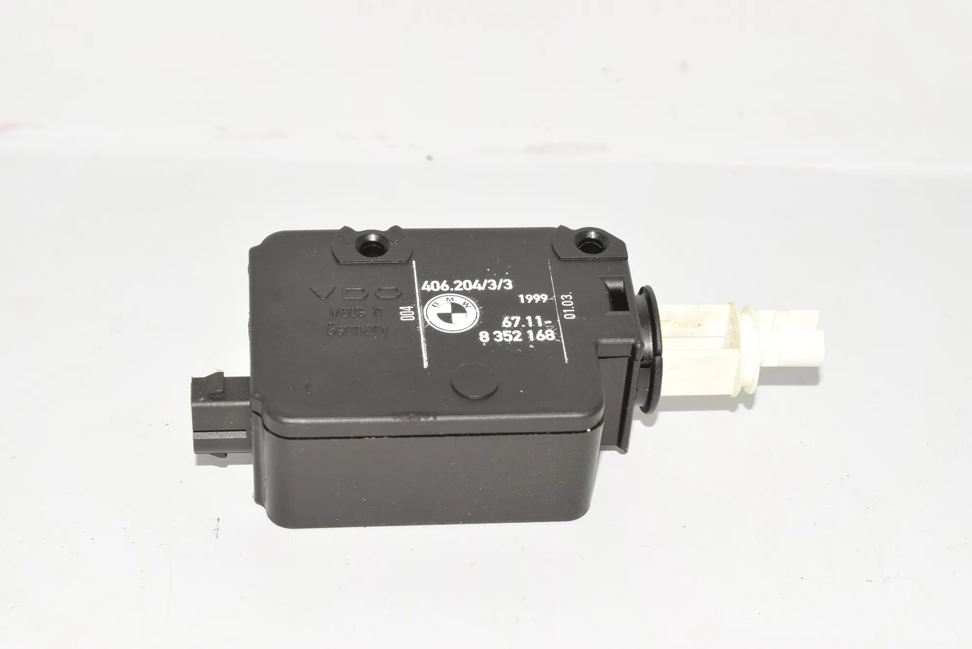 Other Control Units – OEM 8352168 · BMW 7 (E38) 728 i, iL 1999 – 3