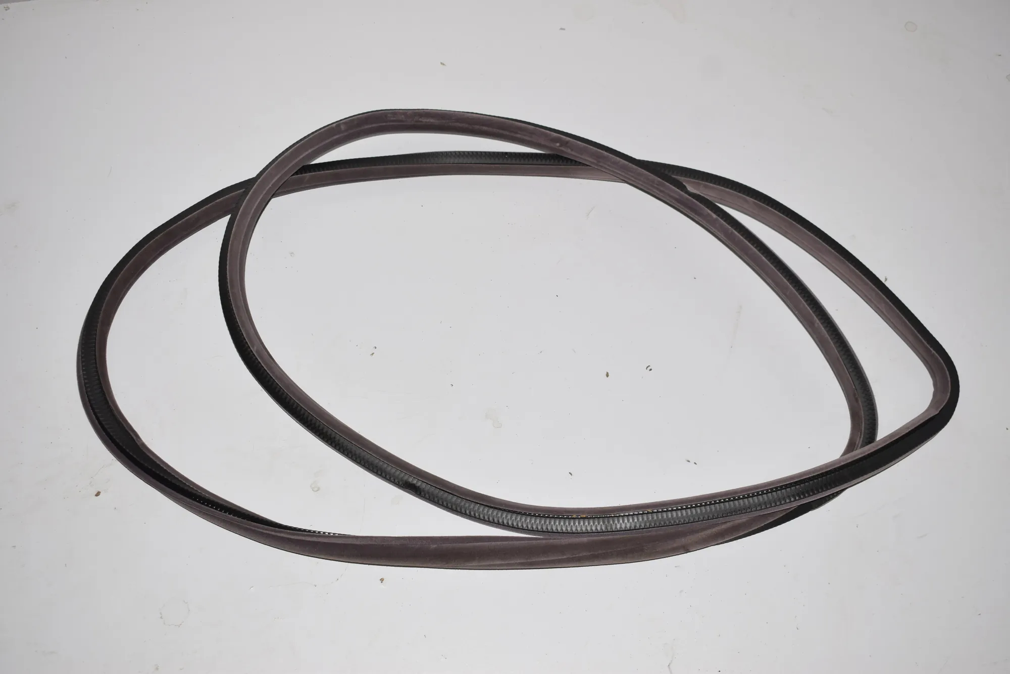 Front Left Door Seal Rubber – OEM NA · BMW 7 (E38) 728 i, iL 1999