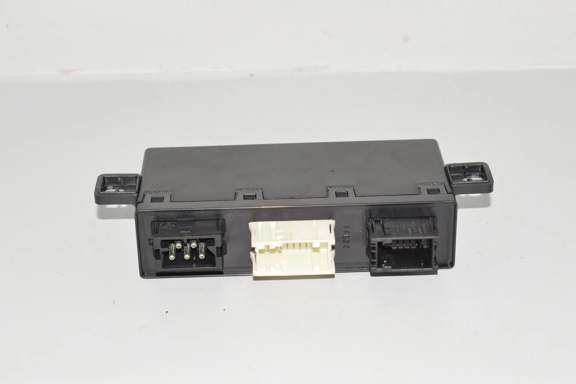 Front Left Door Control Unit – OEM 8378767 · BMW 7 (E38) 728 i, iL 1999 – 4