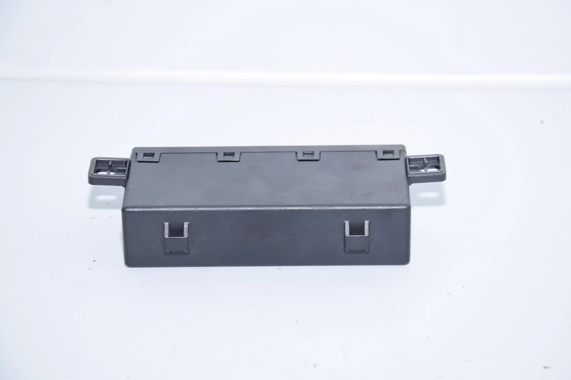 Front Left Door Control Unit – OEM 8369589 · BMW 5 (E39) BMW 5 (E39) 2001