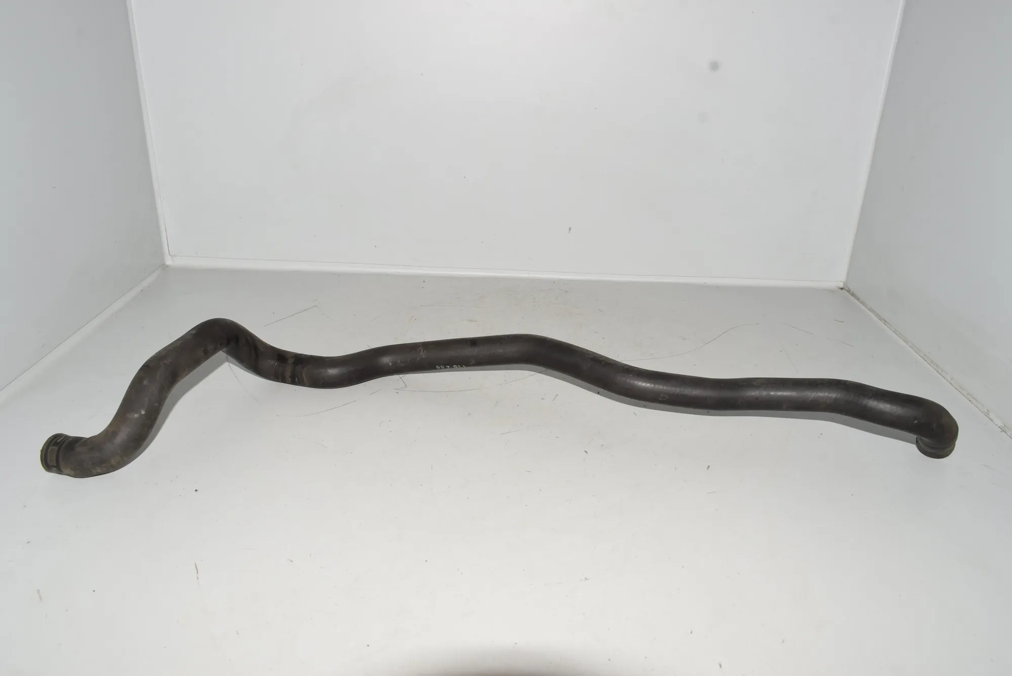 Pipe Hose – OEM 9119169 · BMW 7 (F01, F02) BMW 7 (F01, F02) 2008 – 2