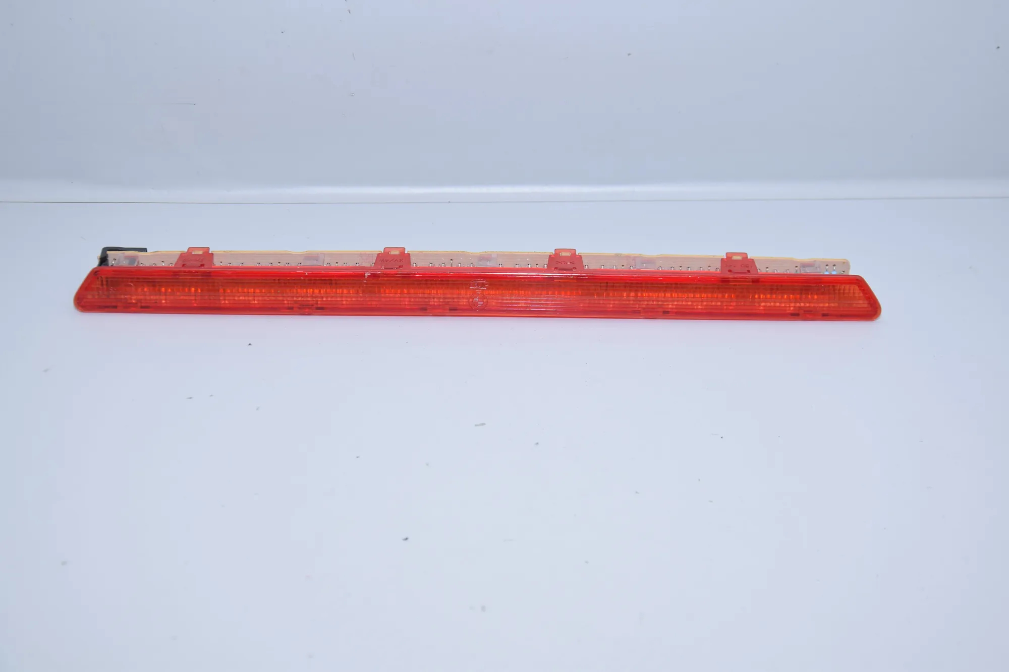 Rear Third Brake Stop Light – OEM 8379691 · BMW 7 (E65, E66, E67) BMW 7 (E65, E66, E67) 2001