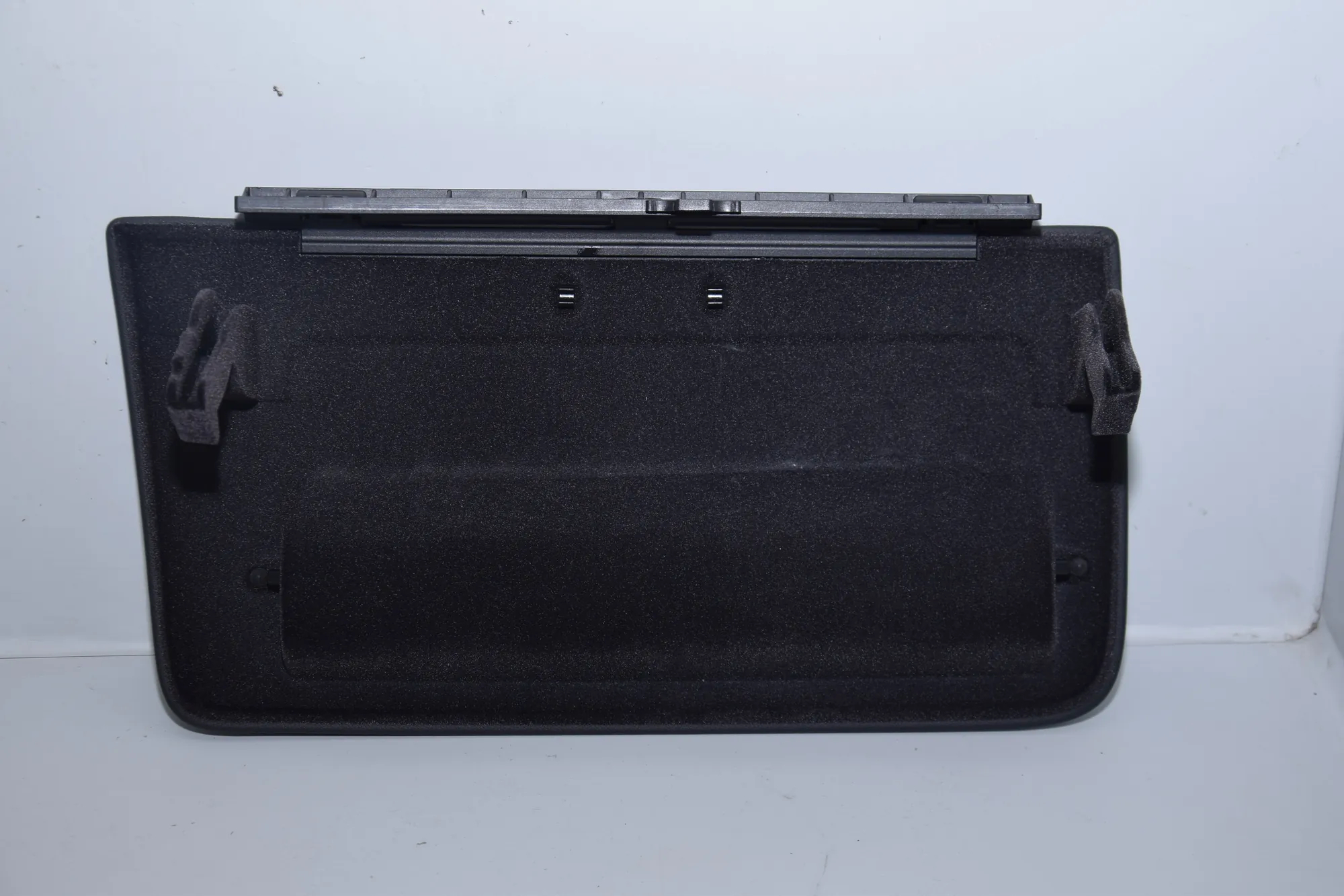 Glove Compartment – OEM 9348658 · BMW 7 (G11, G12) BMW 7 (G11, G12) 2016 – 3
