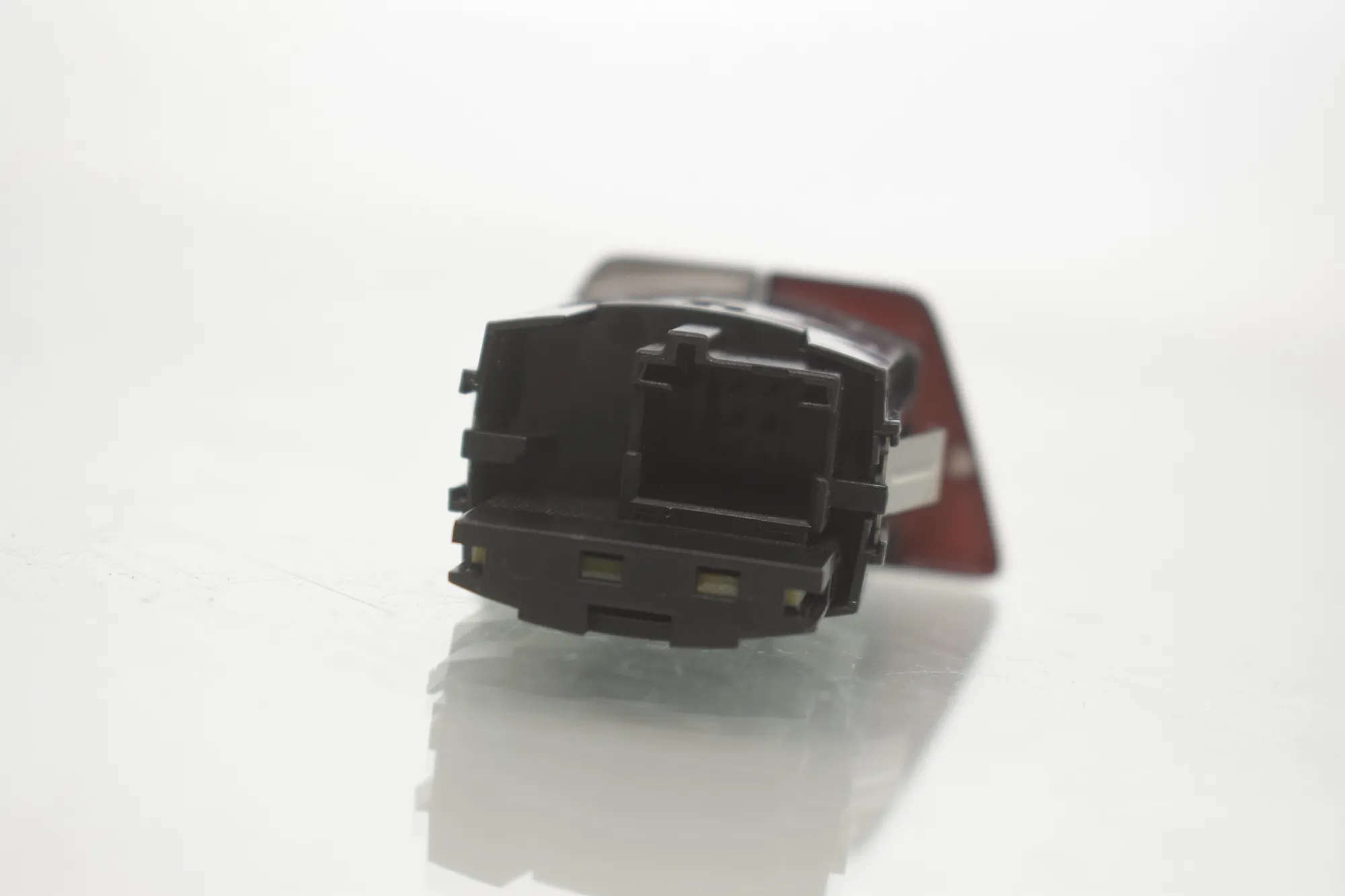 Hazard Button – OEM 6993047 · BMW 5 (G30) (2016 - -) 540 i 2017 – 5